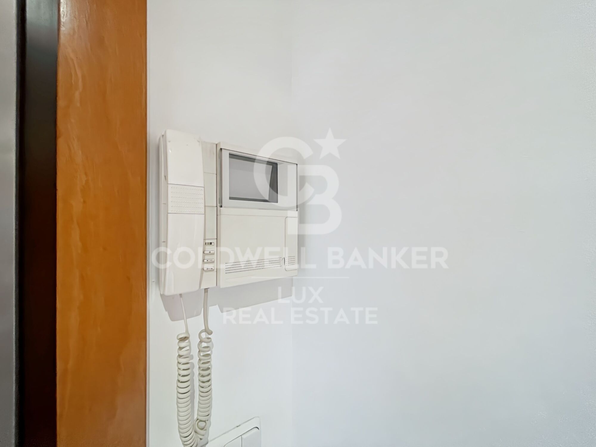 Penthouse haut de gamme avec parking et cave à vendre à Figueres