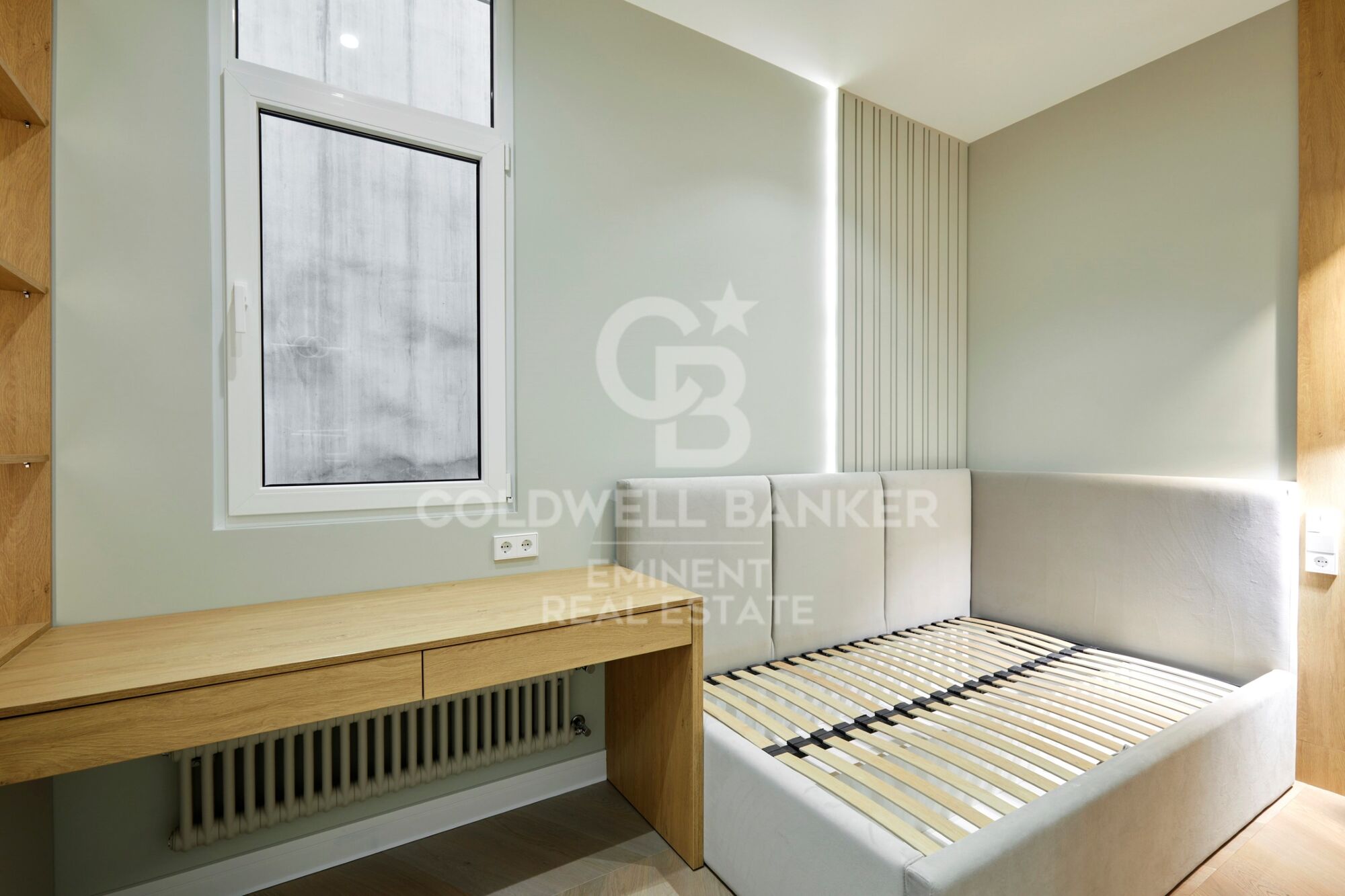 Designwohnung in einem Regalen Gebäude im Eixample mit Komplettsanierung und Blick auf den Passeig de Sant Joan