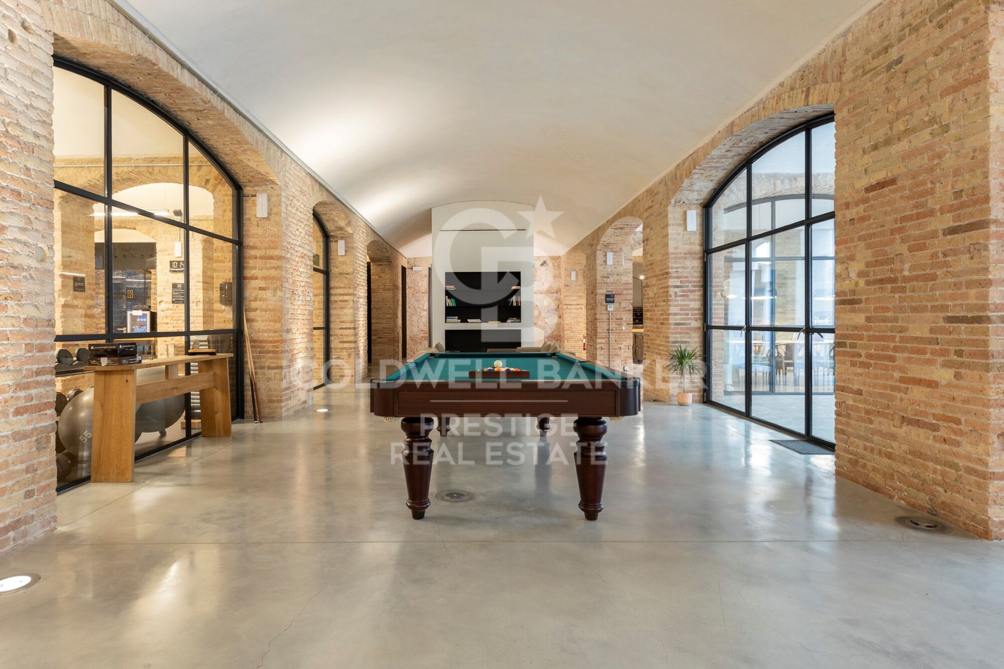 Flat for rent in the modernist building Casa Burés