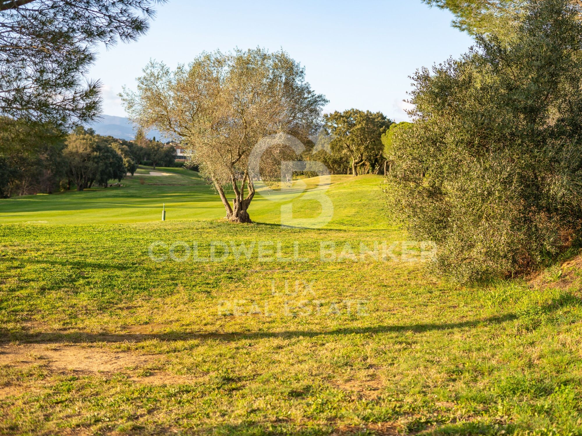 Exclusive 2289 m² Building Plot with Views in the Golf of Peralada