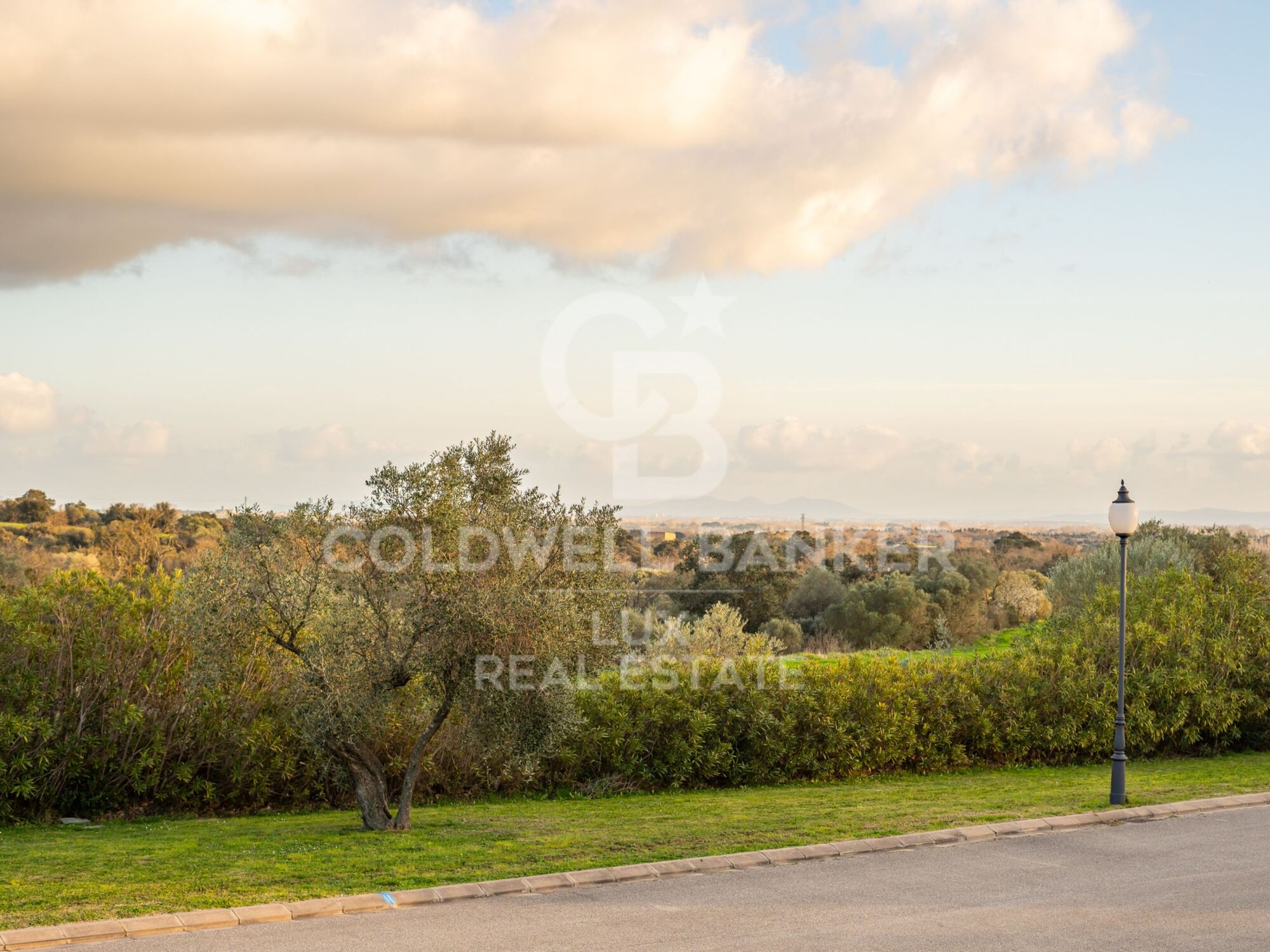 Exclusive 2289 m² Building Plot with Views in the Golf of Peralada