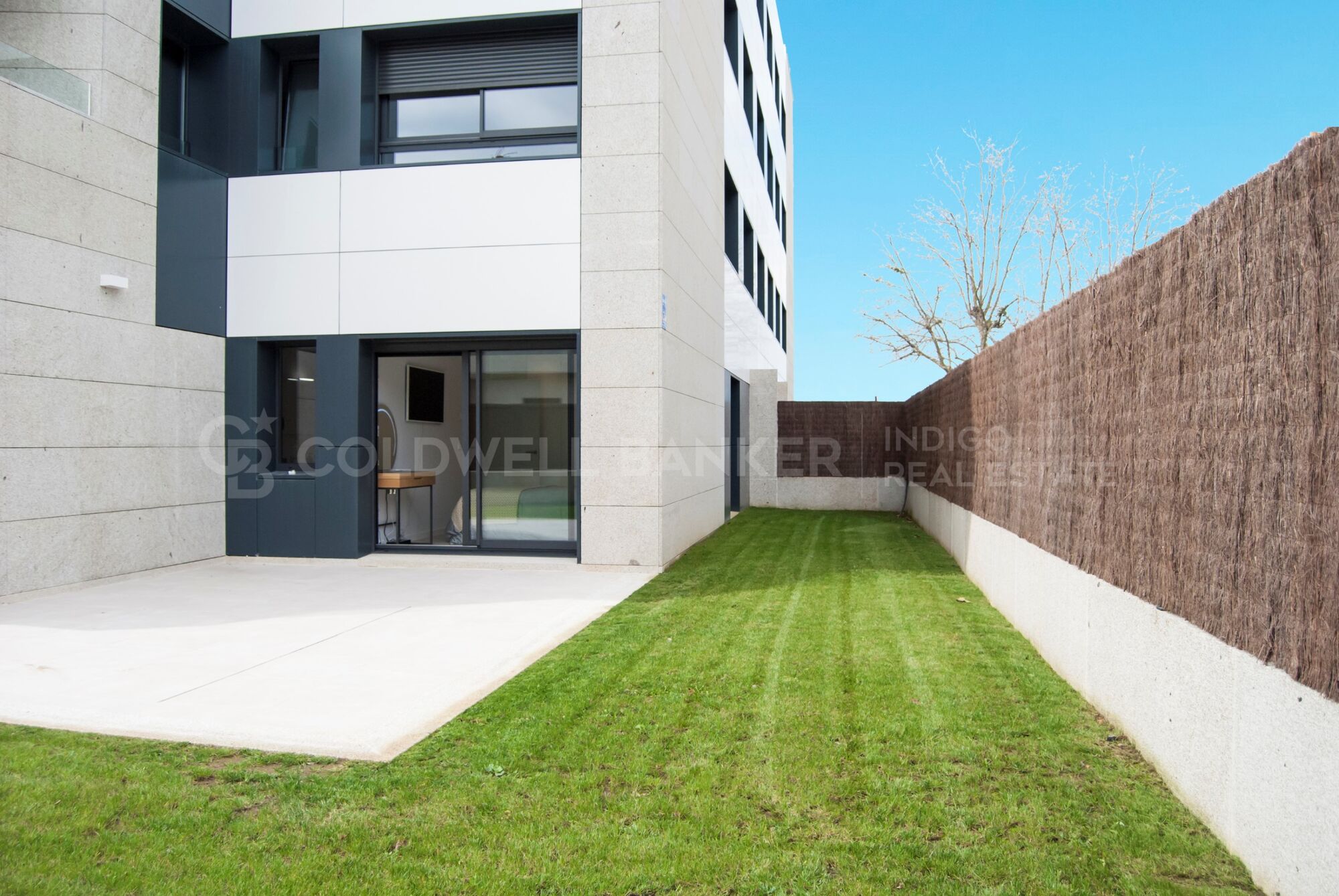 Beachfront Apartment in Canido