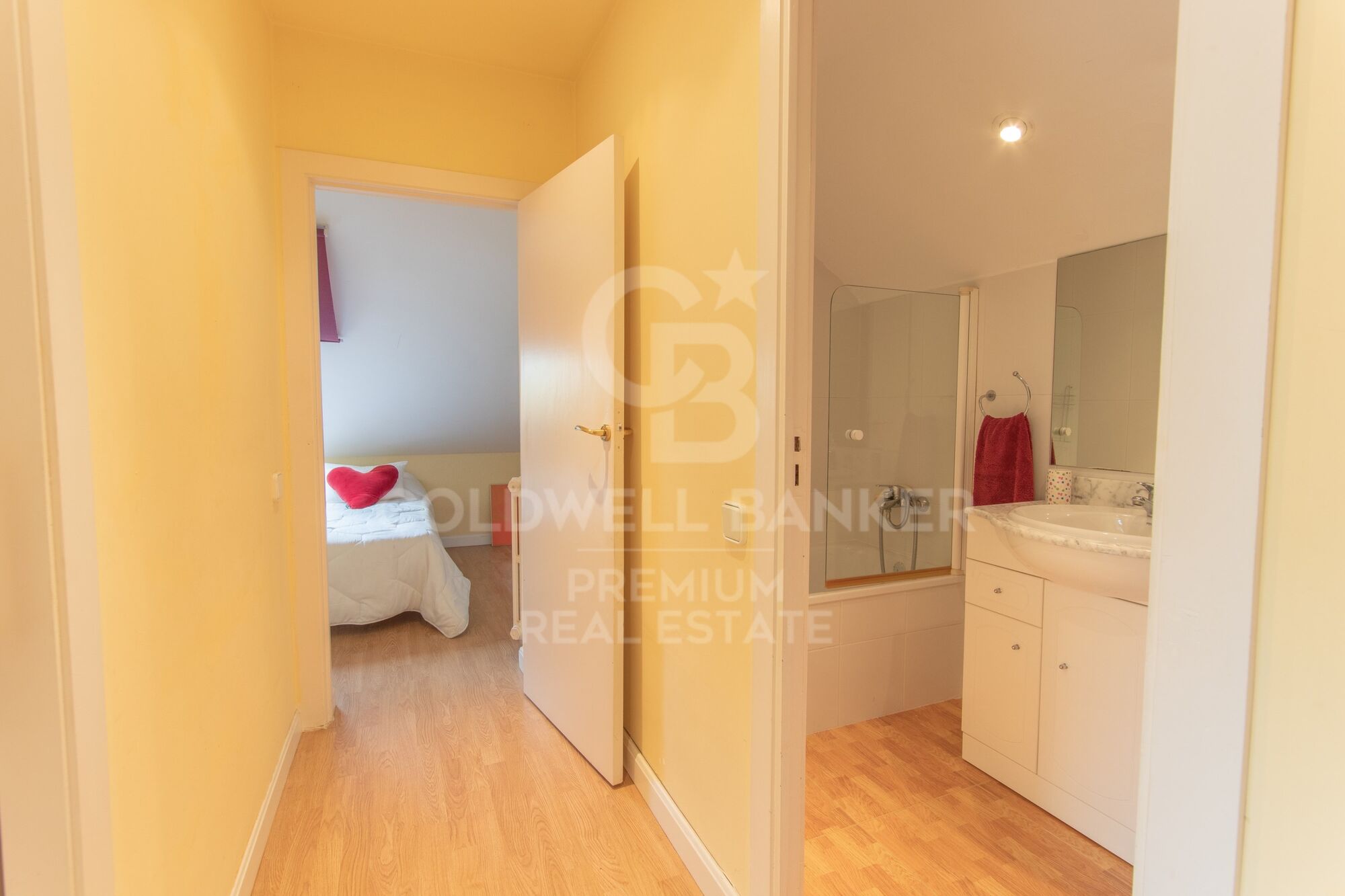 Espaciosa casa con jardín privado en ubicación excelente Valldoreix