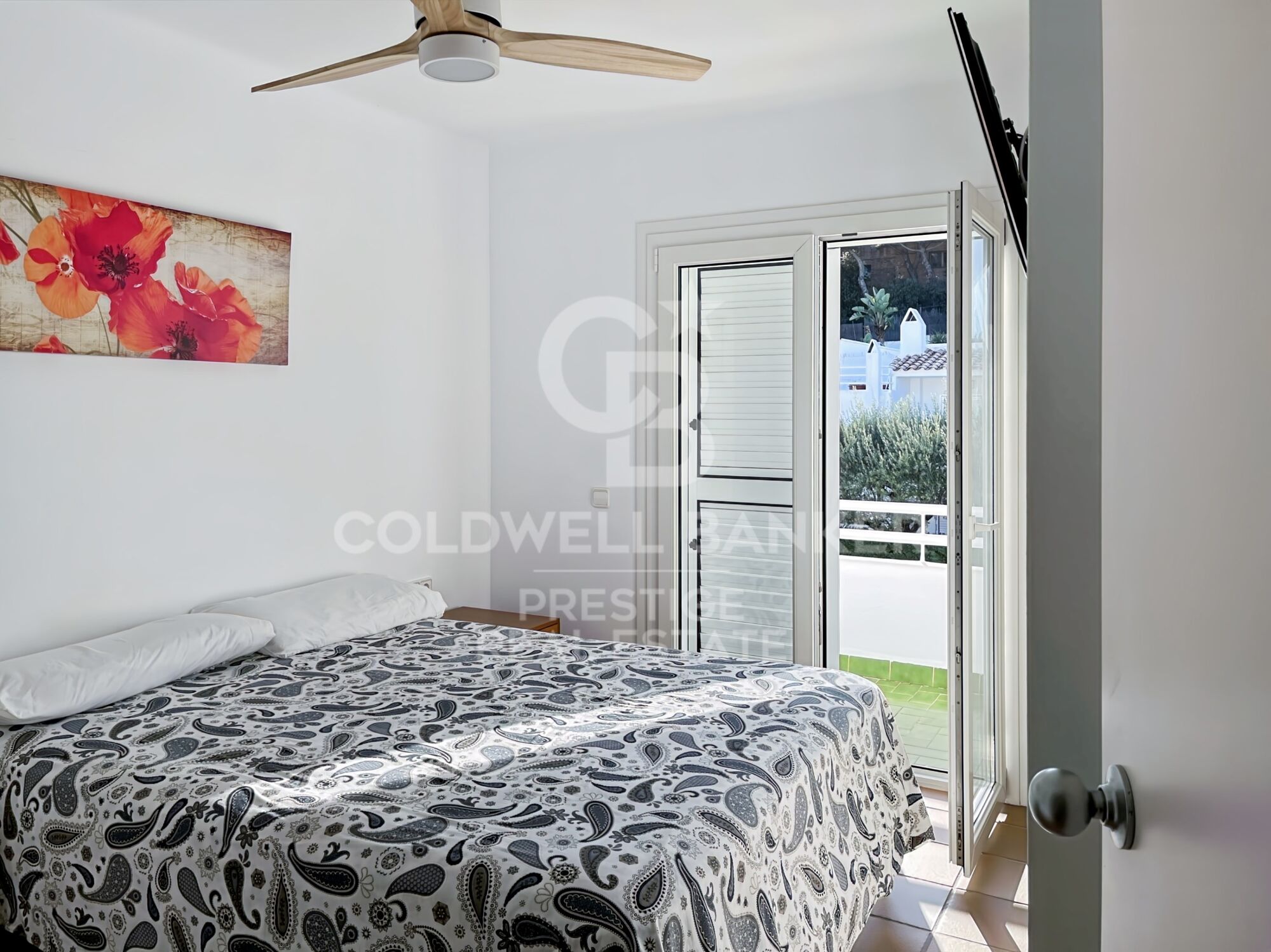 Chalet with a communal pool in Sant Pol de Mar