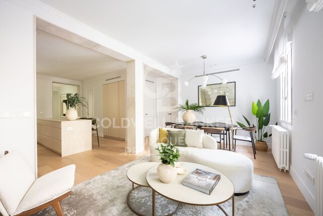 Brandneue Luxuswohnung in Recoletos, Madrid