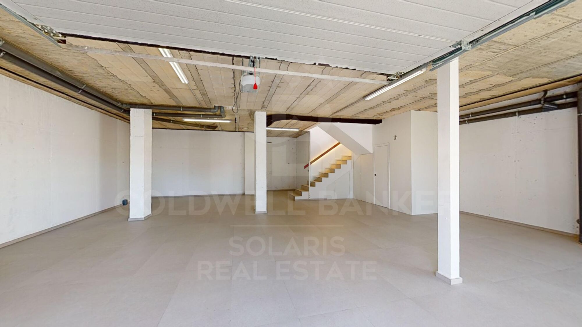 Villas de Ponoig, exclusive complex with sea and mountain views.