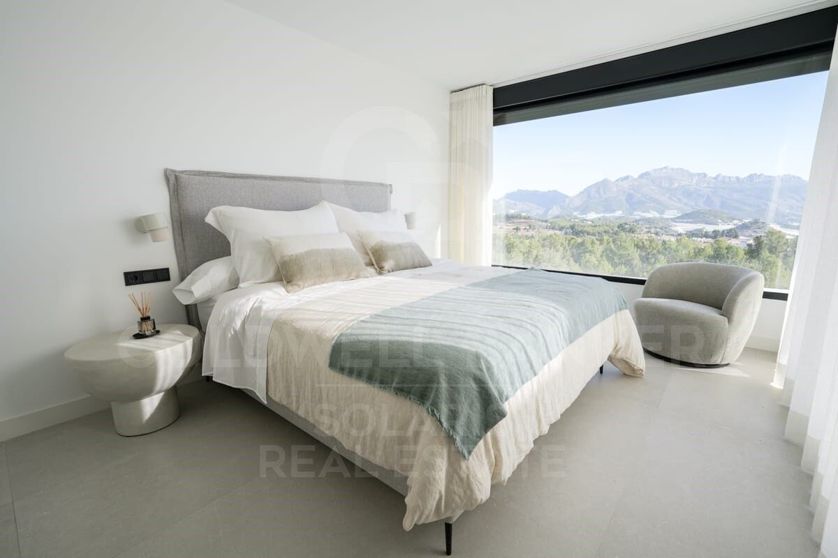 Villas de Ponoig, exklusiver Komplex mit Meer- und Bergblick.