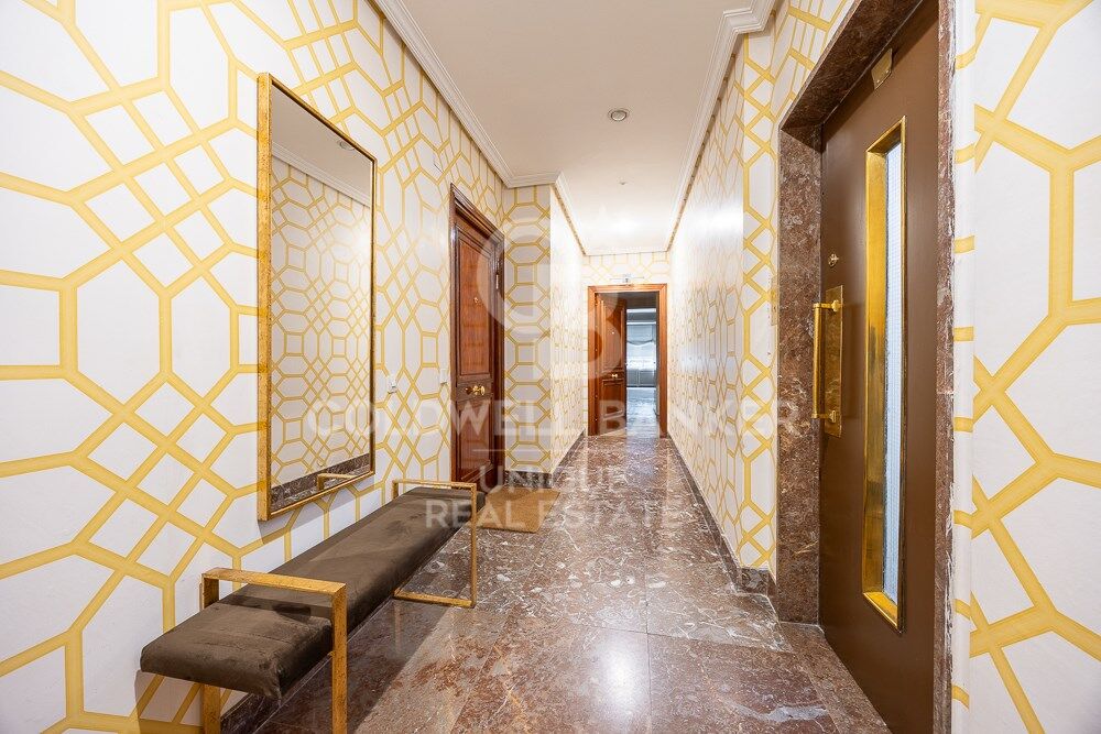 Exclusivo piso luminoso en el corazón del barrio de Castellana, Madrid