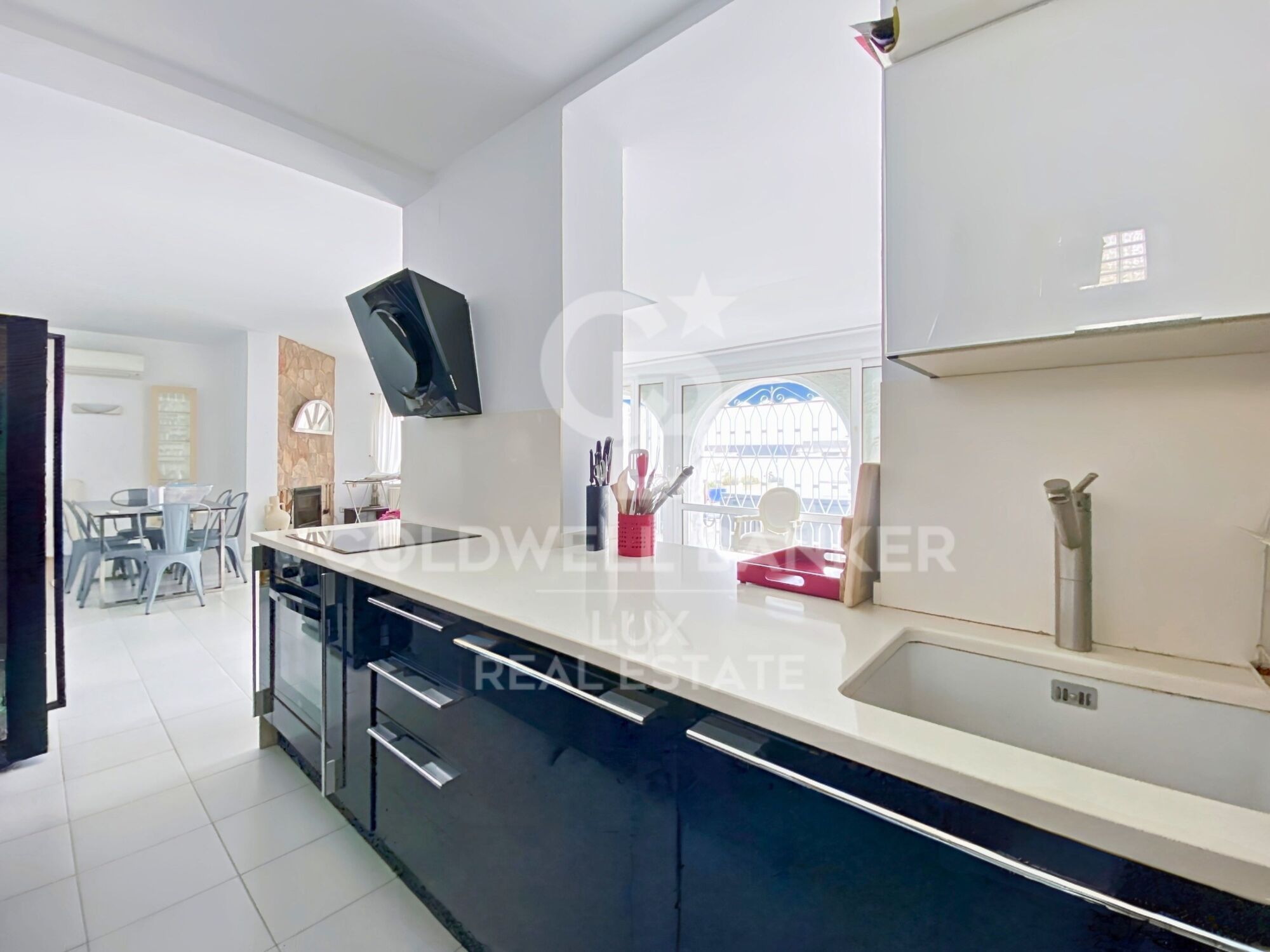 Haus mit Pool, Terrasse und Garage in Empuriabrava, Costa Brava