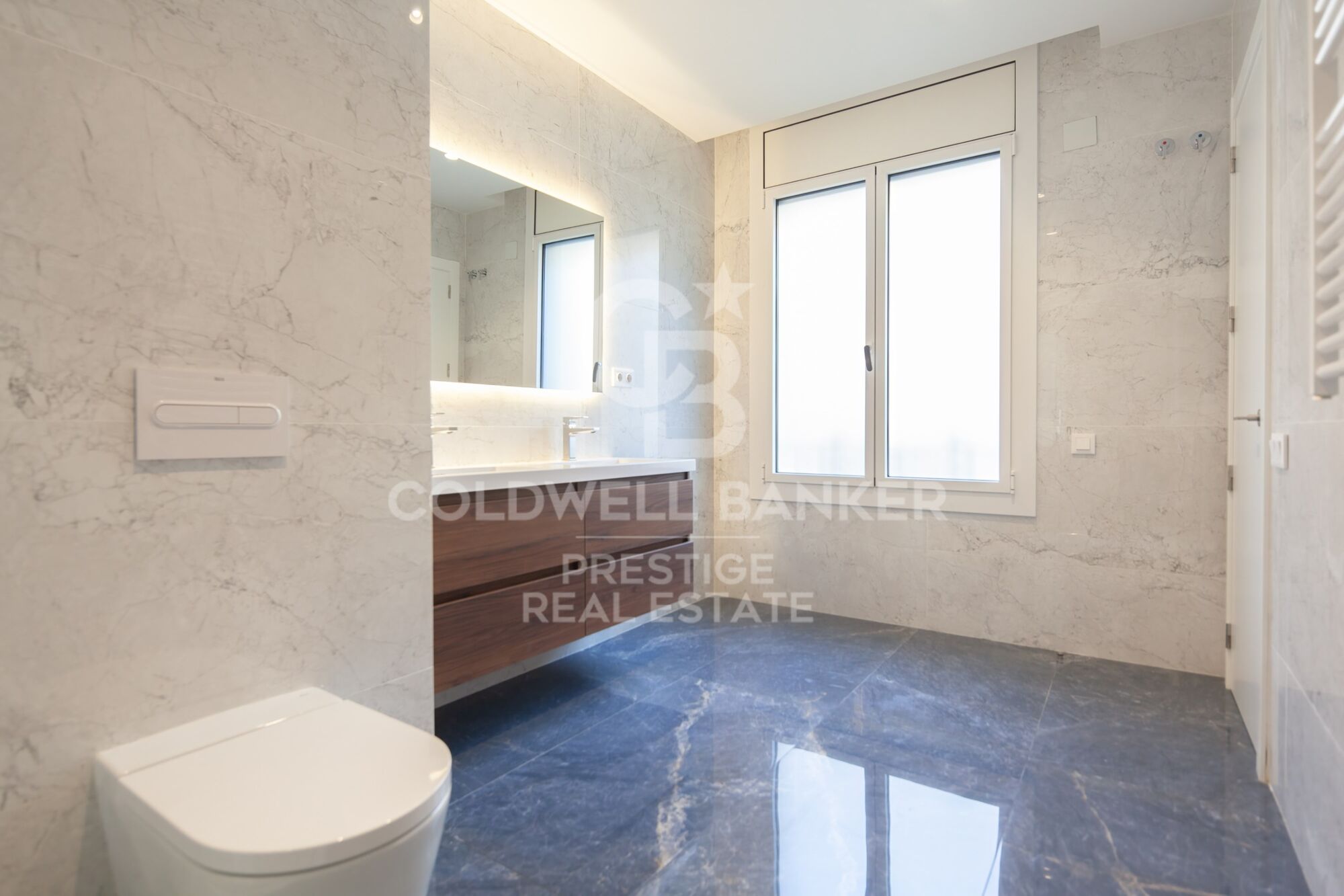 Luxury flat for sale near Francesc Macia with terrace
