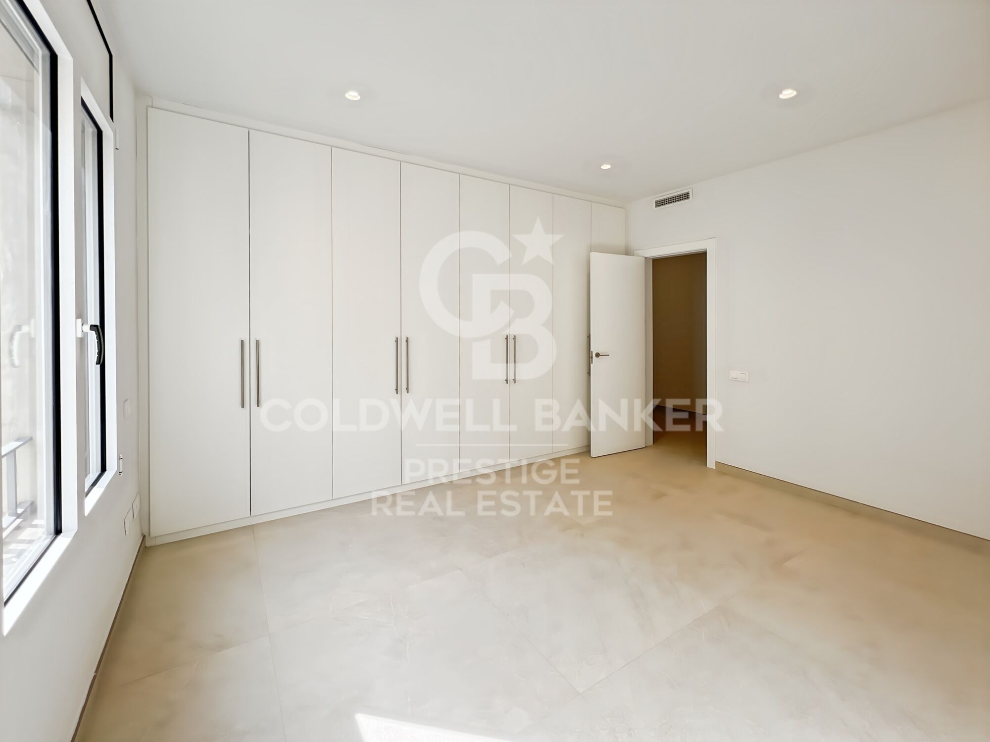Luxury flat for sale near Francesc Macia with terrace
