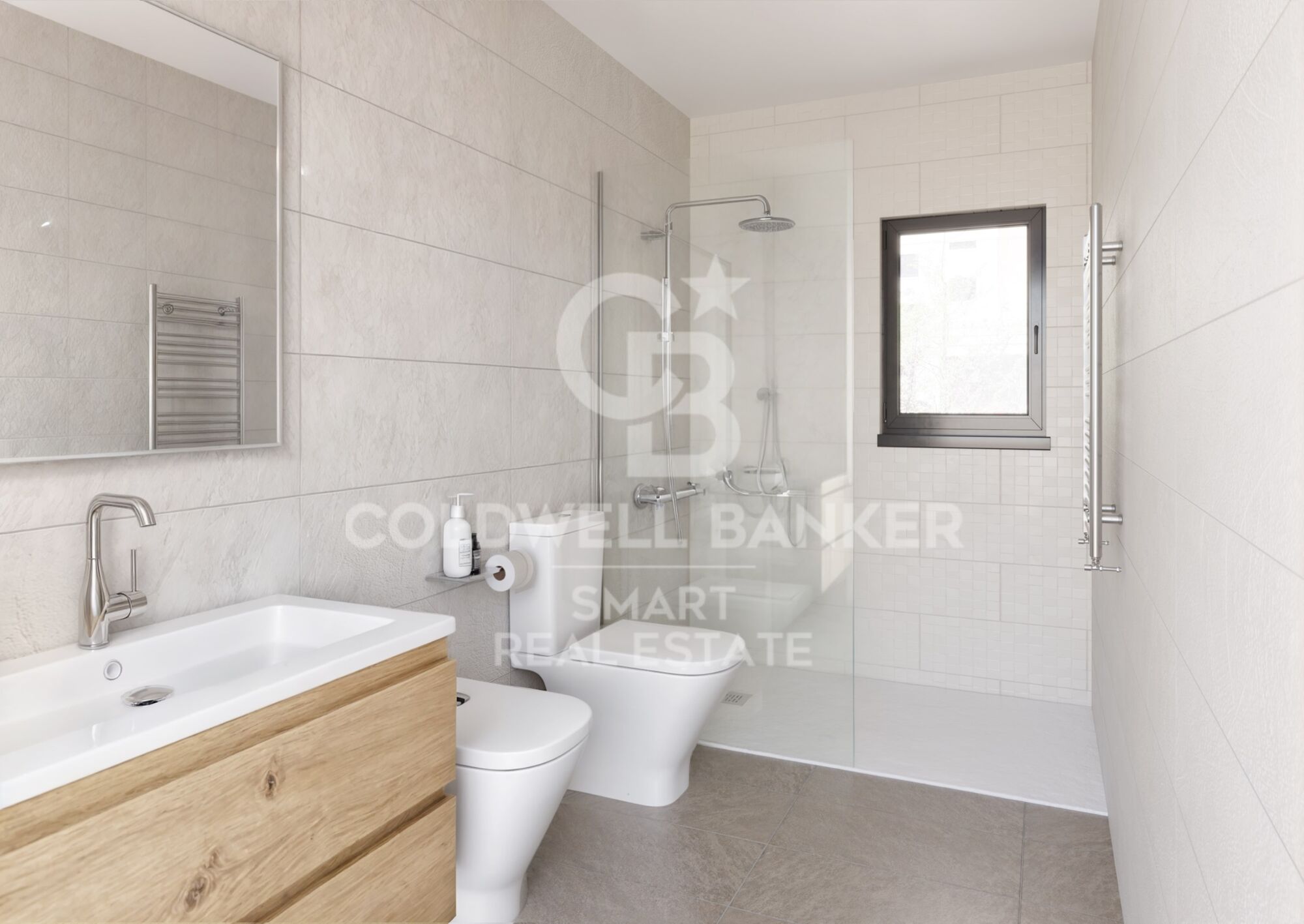 Obra nueva en la Sagrada Familia, con terraza y plaza de garaje