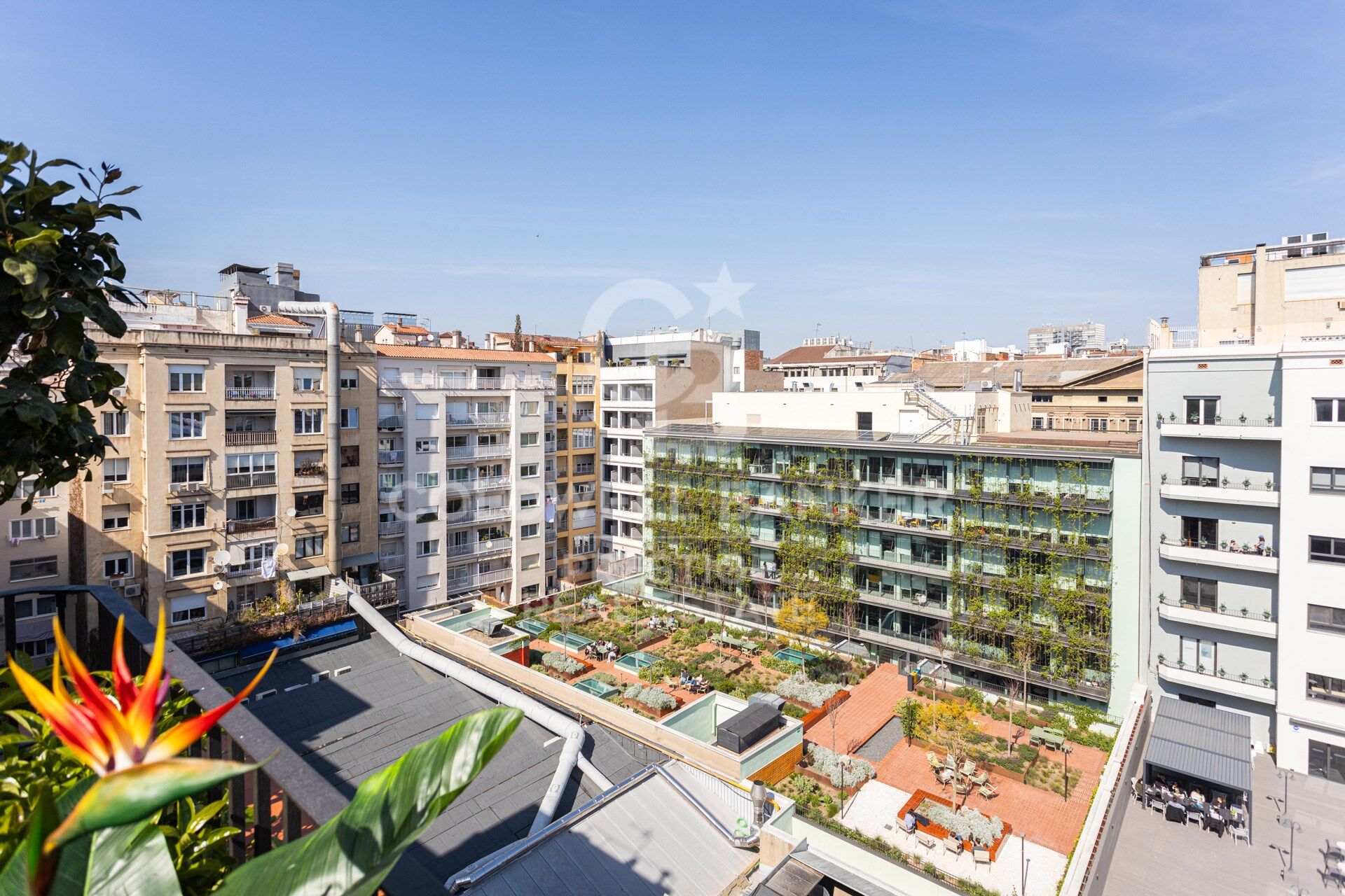 Exclusive penthouse for sale with a spacious terrace and breathtaking panoramic views
