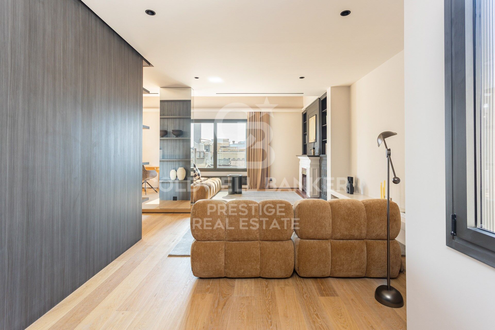 Exclusivo ático en venta con terraza con vistas espectaculares