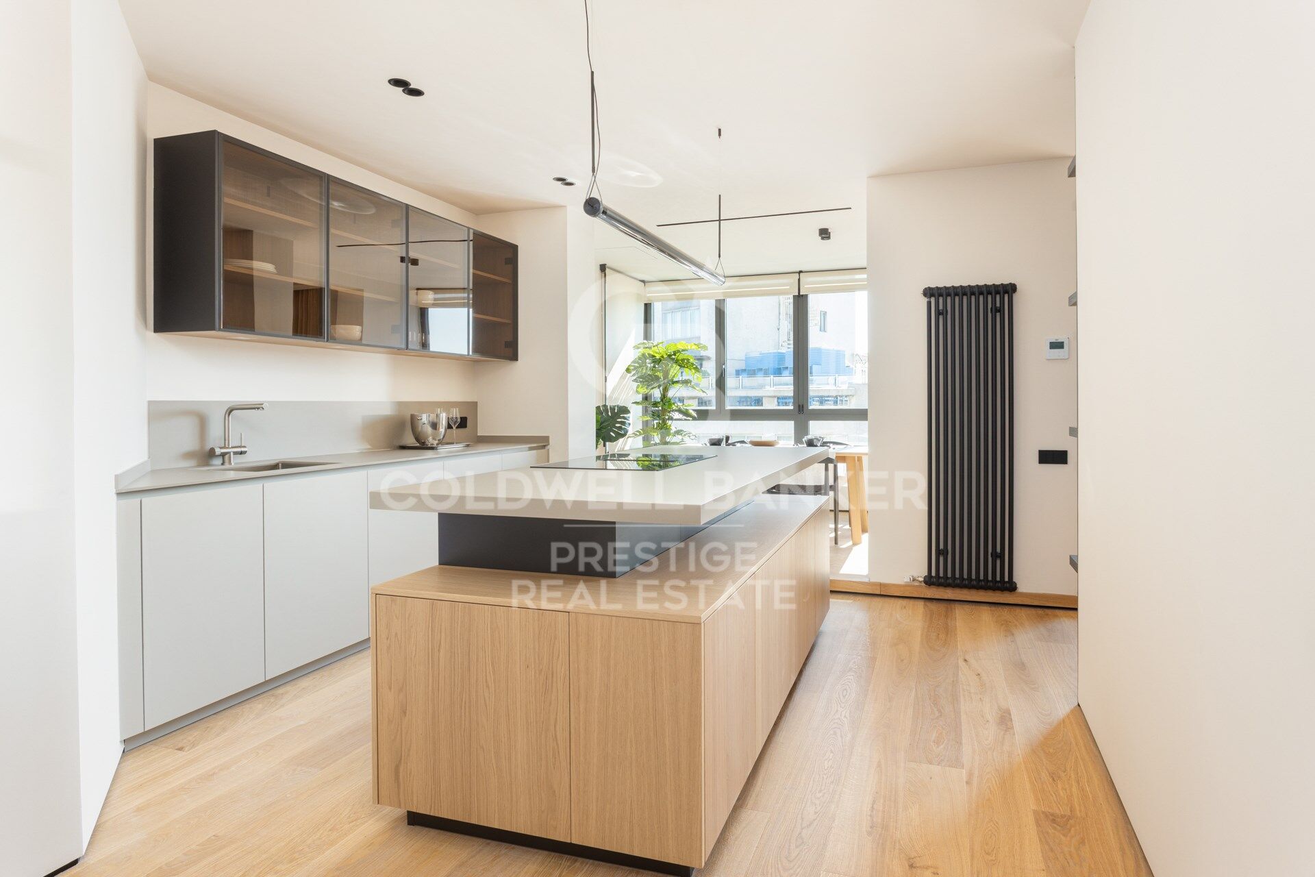 Exklusives Penthouse zum Verkauf mit großer Terrasse und atemberaubendem Panoramablick