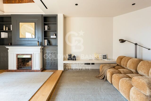 Exklusives Penthouse zum Verkauf mit großer Terrasse und atemberaubendem Panoramablick