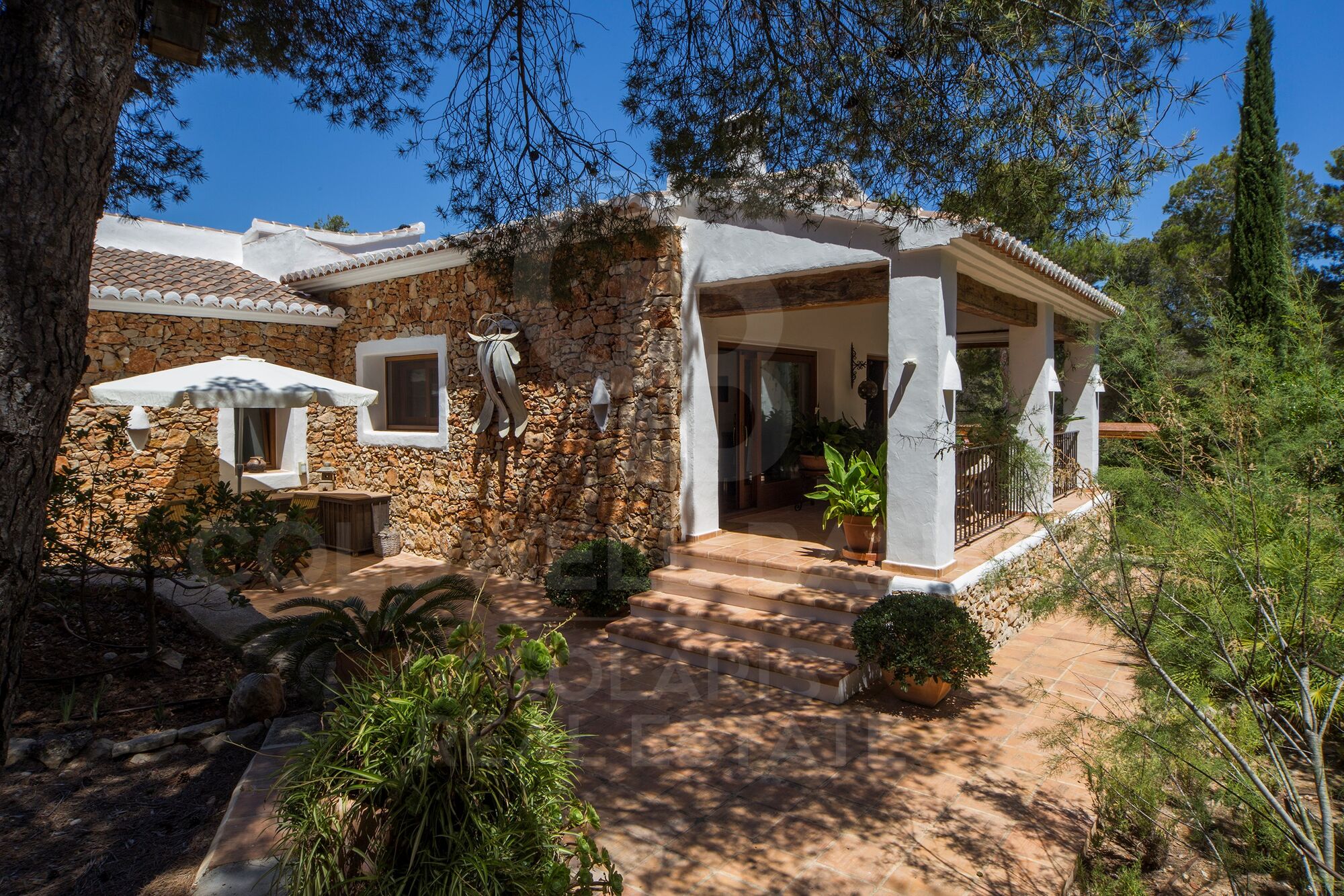 Balearic style villa of excellent qualities in the area of La Plana, Jávea