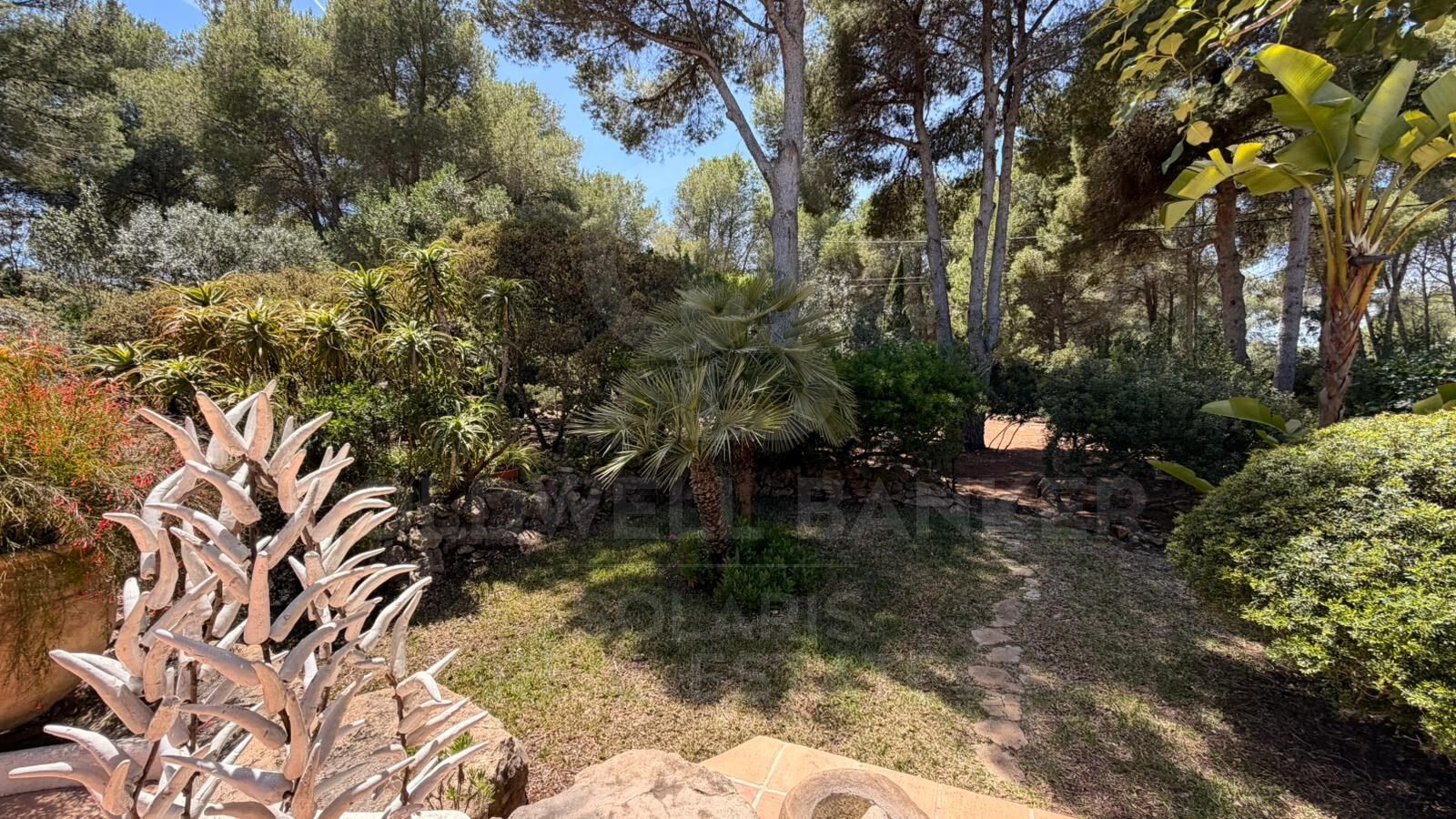 Balearic style villa of excellent qualities in the area of La Plana, Jávea