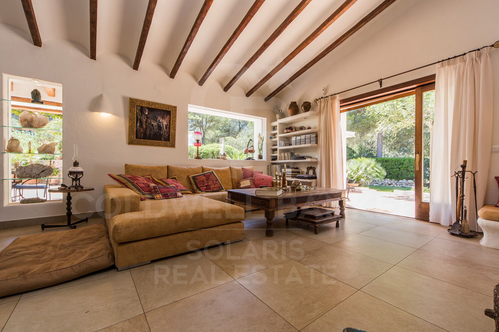 Balearic style villa of excellent qualities in the area of La Plana, Jávea