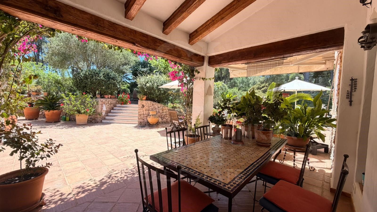 Villa estilo Balear de excelentes calidades en la zona de La Plana, Jávea