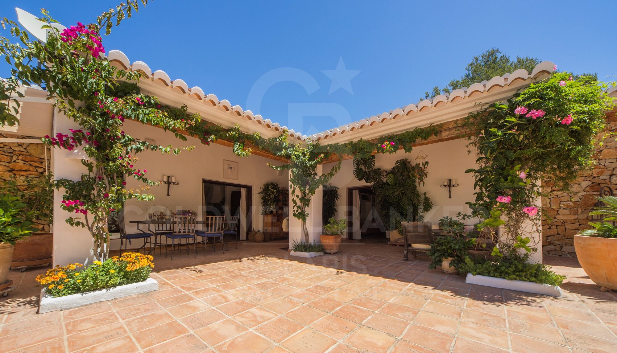 Villa estilo Balear de excelentes calidades en la zona de La Plana, Jávea