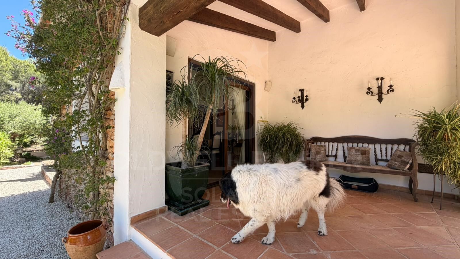 Balearic style villa of excellent qualities in the area of La Plana, Jávea