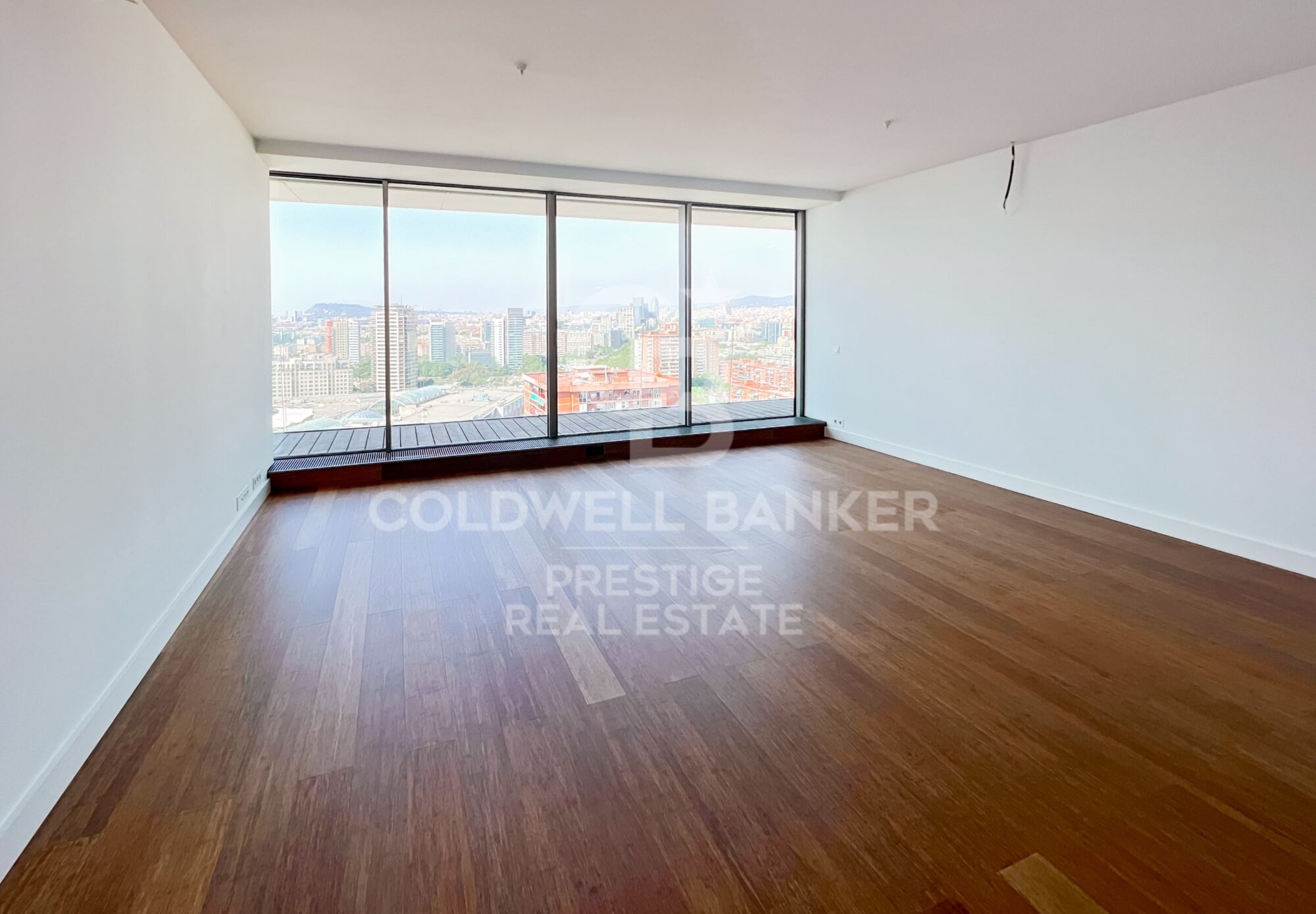 Brand new flat on Barcelona's highest tower