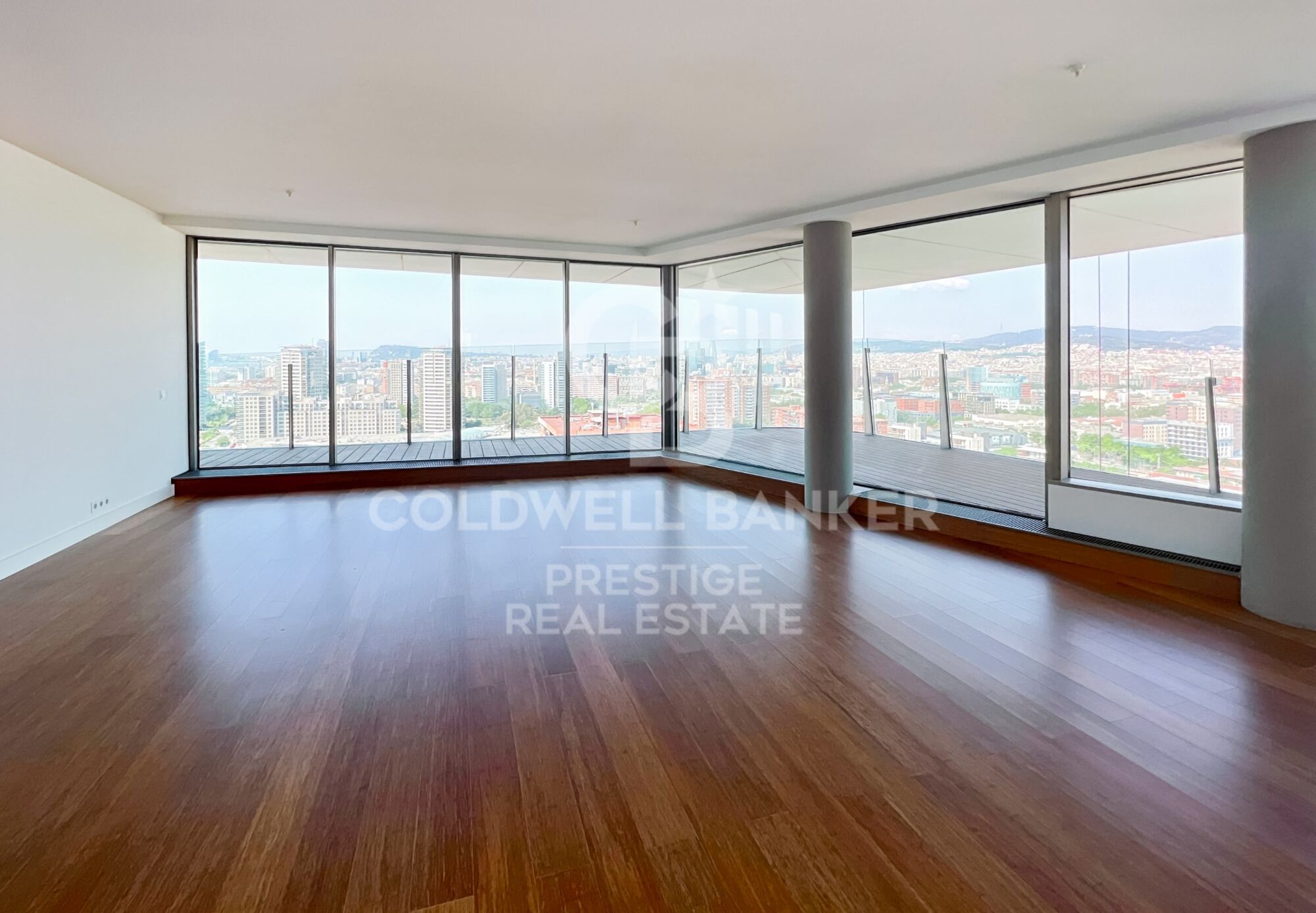 Brand new flat on Barcelona's highest tower