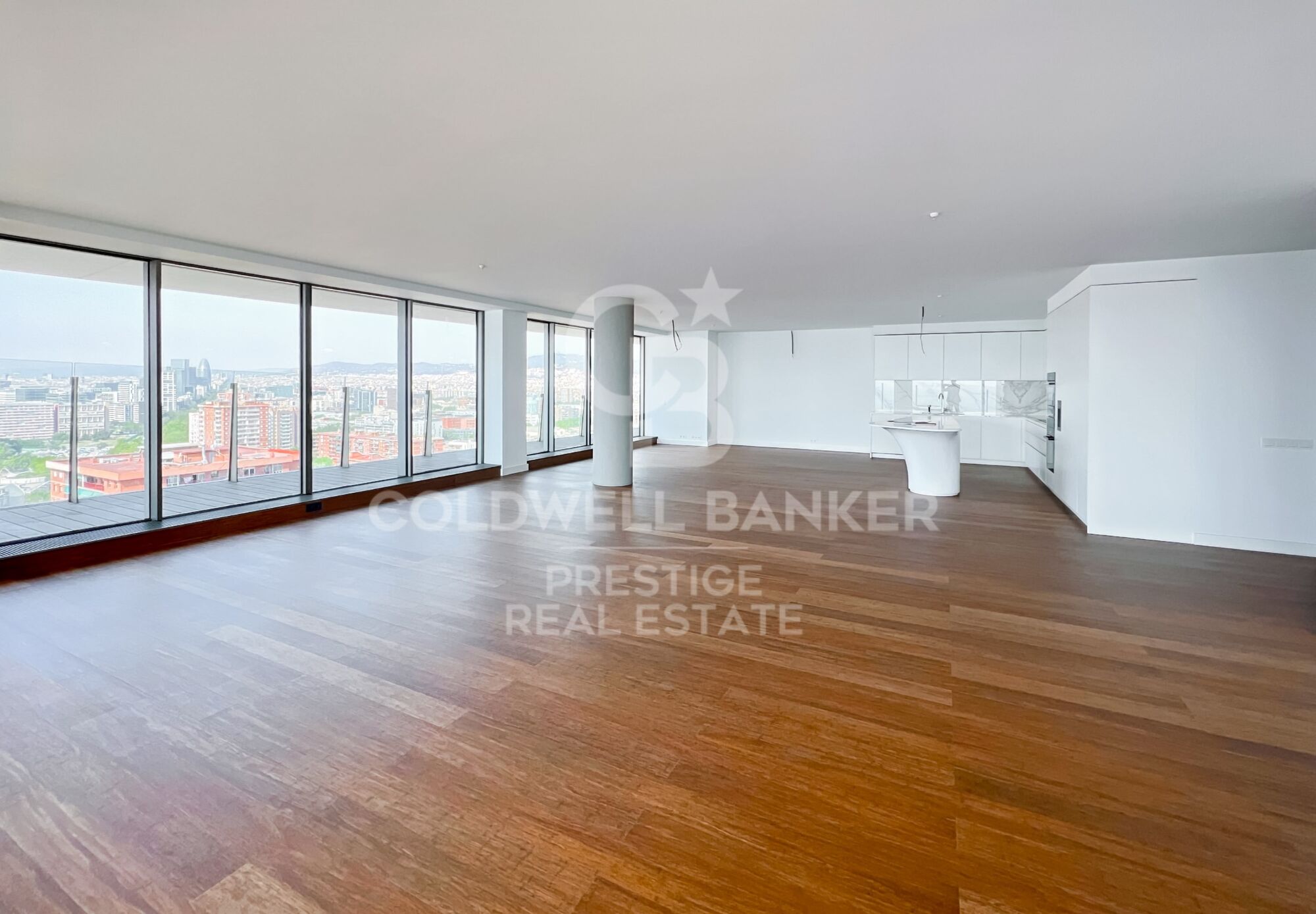 Brand new flat on Barcelona's highest tower