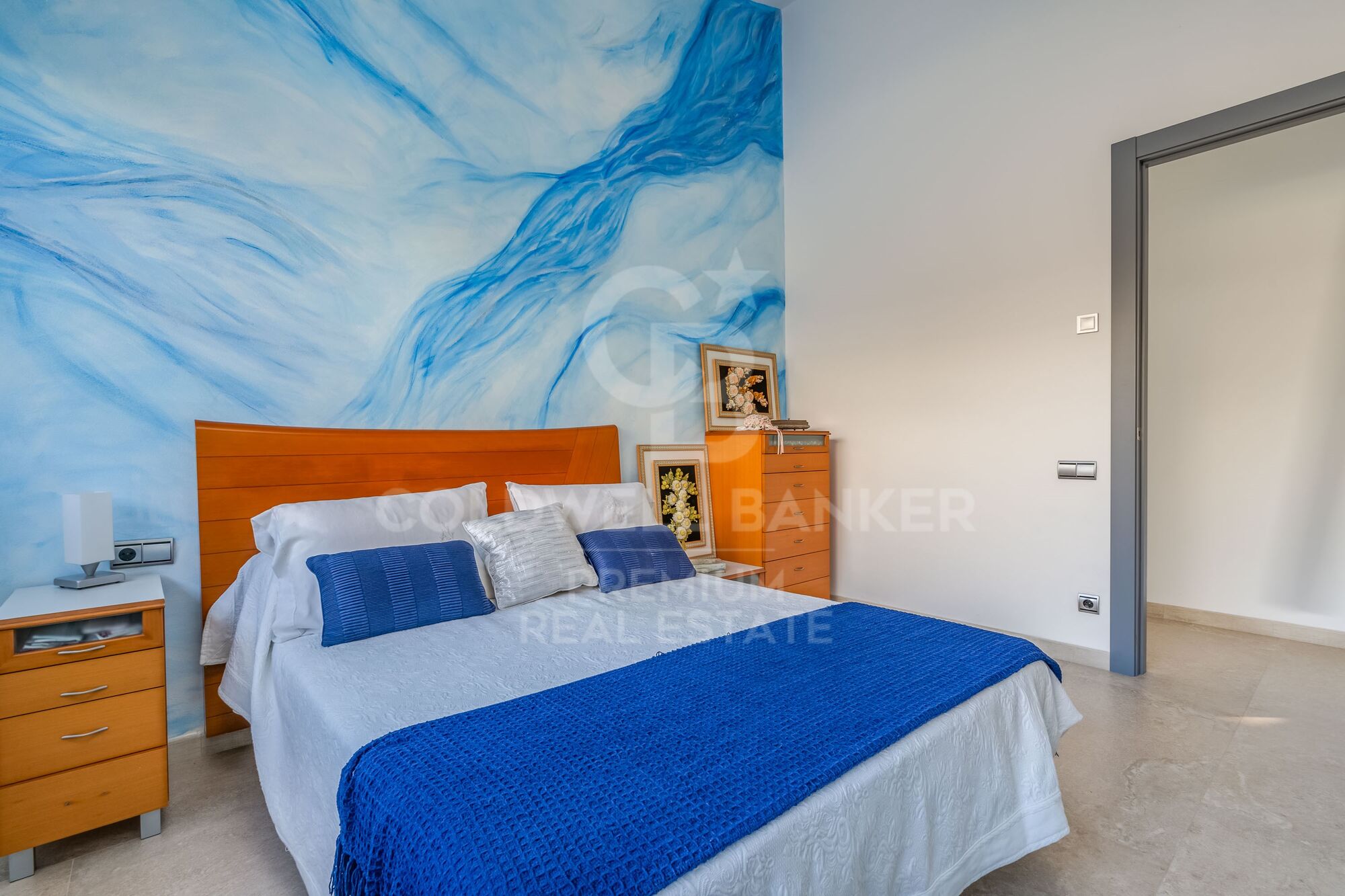 Dream home in Sant Muç: contemporary design and privacy