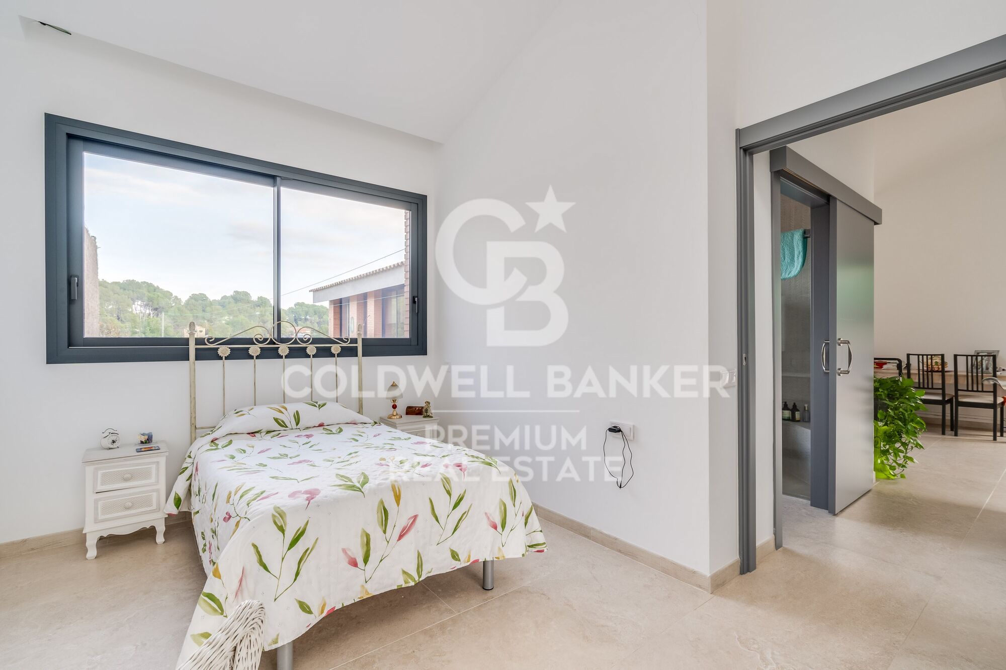 Dream home in Sant Muç: contemporary design and privacy