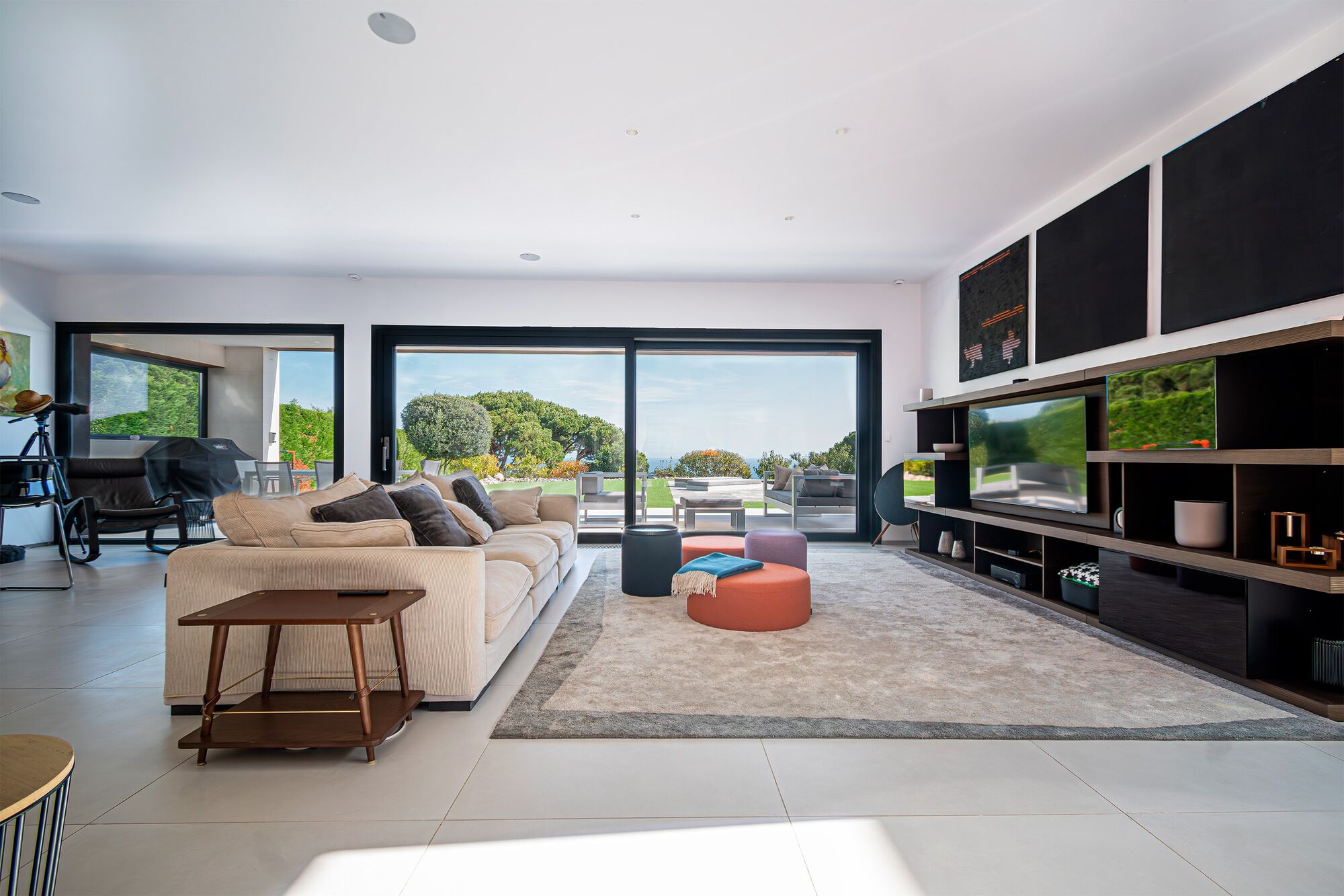 Luxury house with pool and panoramic views