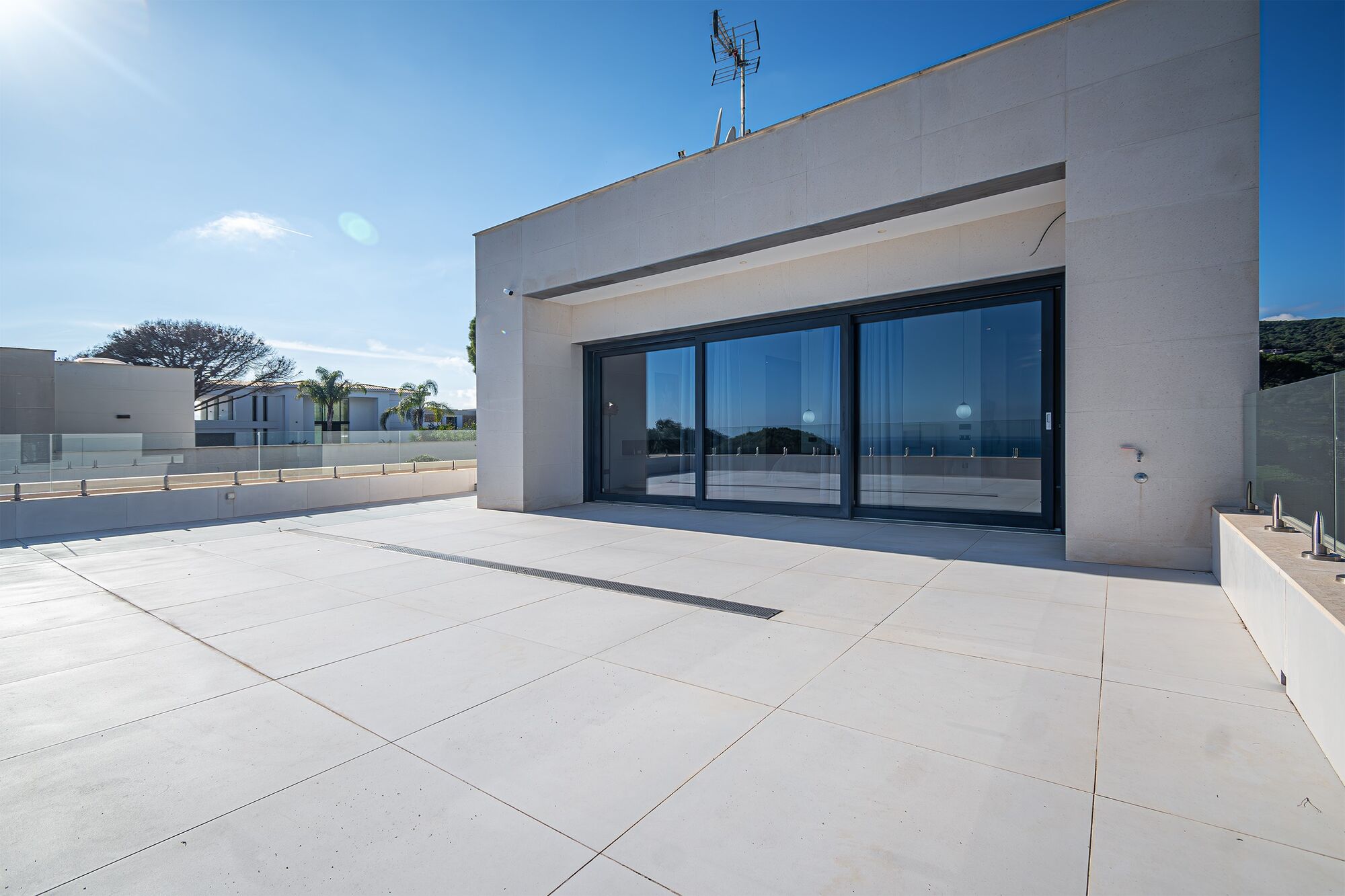 Luxury house with pool and panoramic views