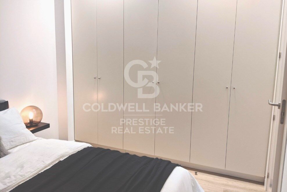 Exclusive renovated apartment in the heart of the Gothic Quarter.