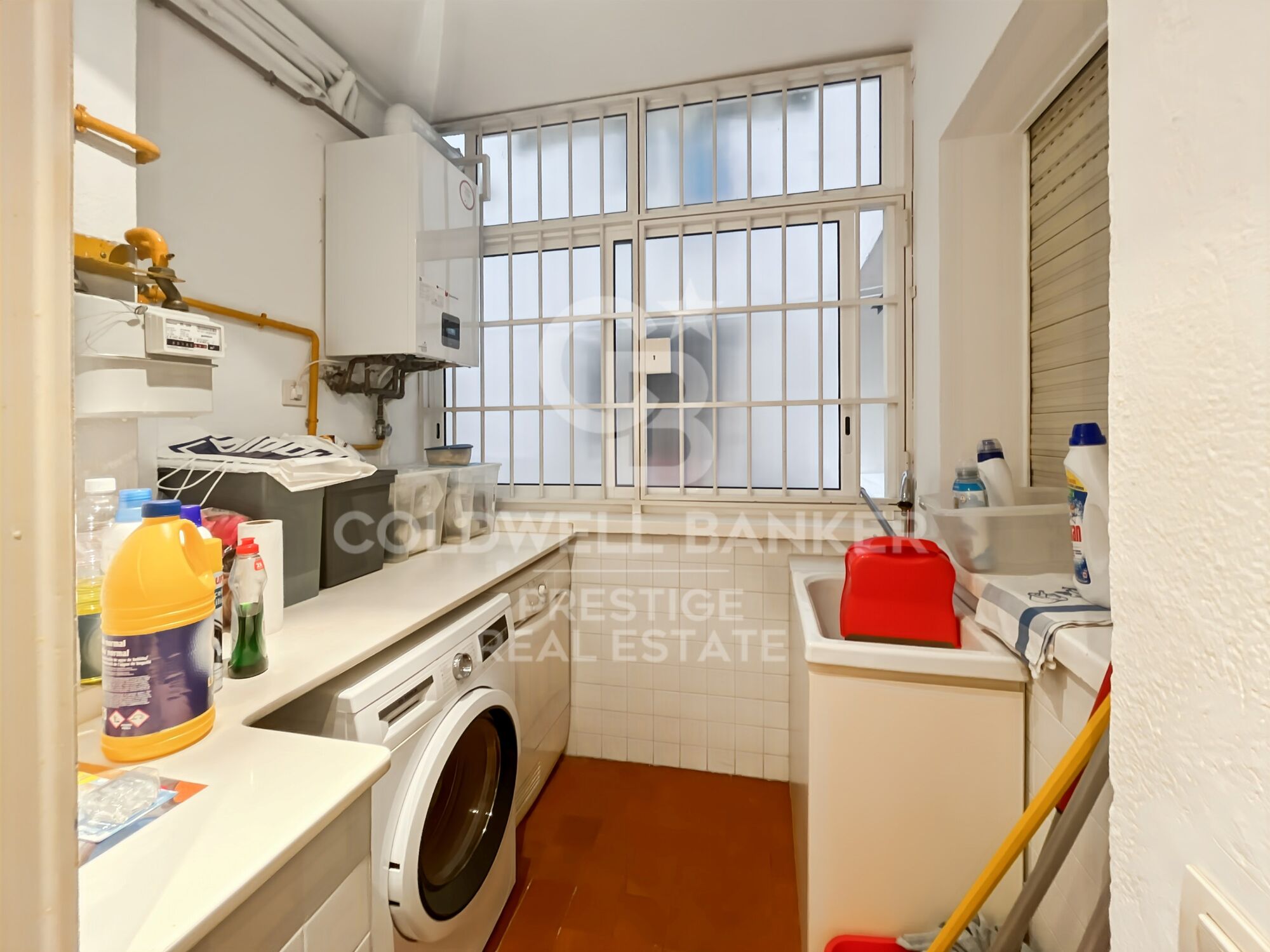 Wohnung zu verkaufen mit Terrasse und 1 Parkplätzen in der Nähe von Plaza Francesc Macià