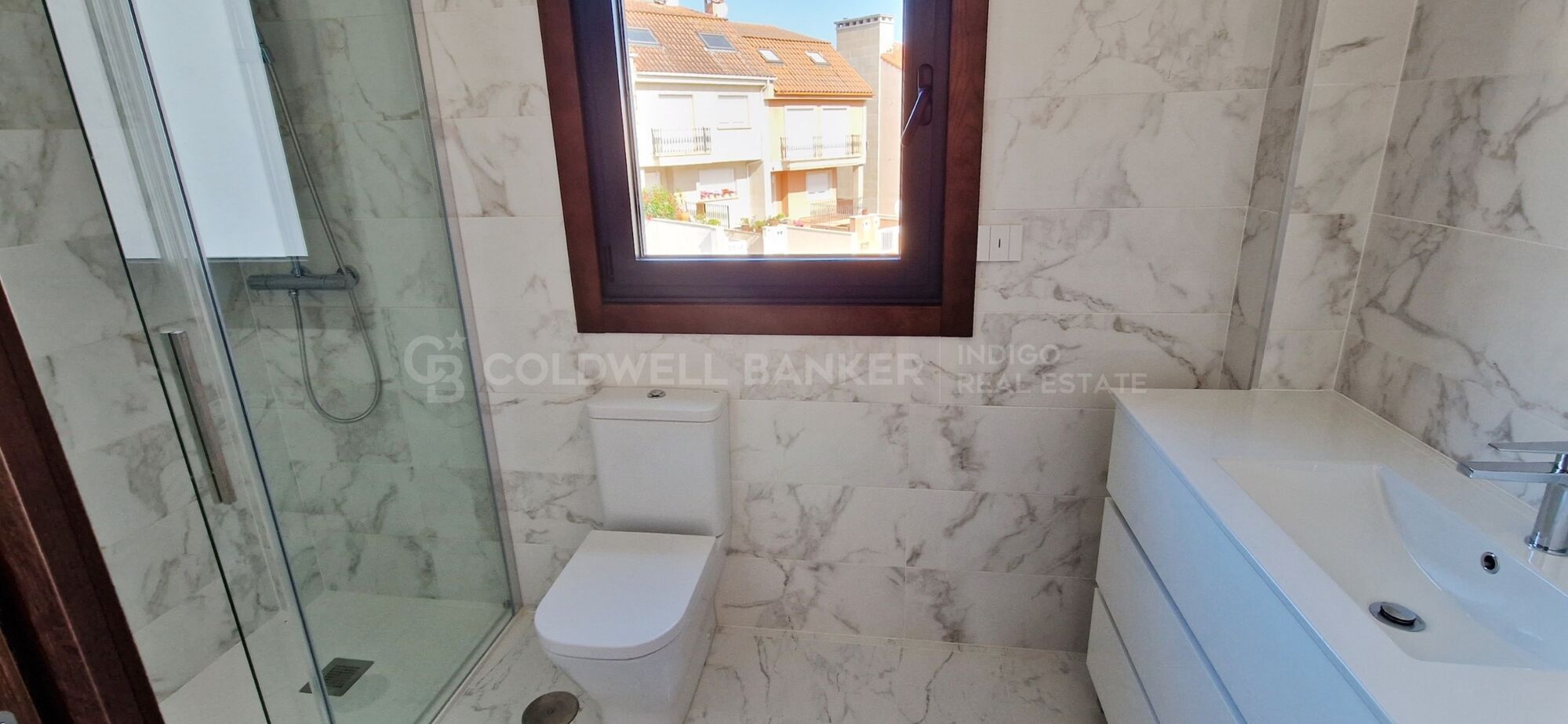 Neues Luxushaus in exklusiver Lage