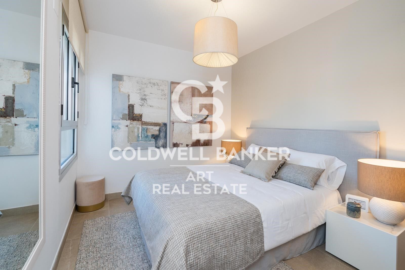 Luxury apartments next to the golf course in Estepona