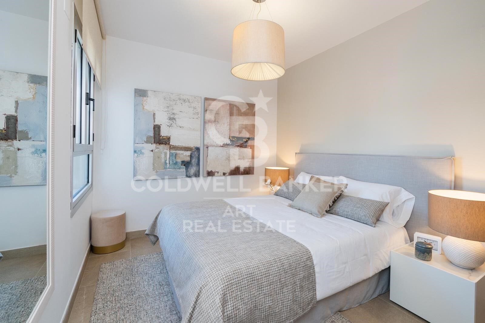 Luxury apartments next to the golf course in Estepona