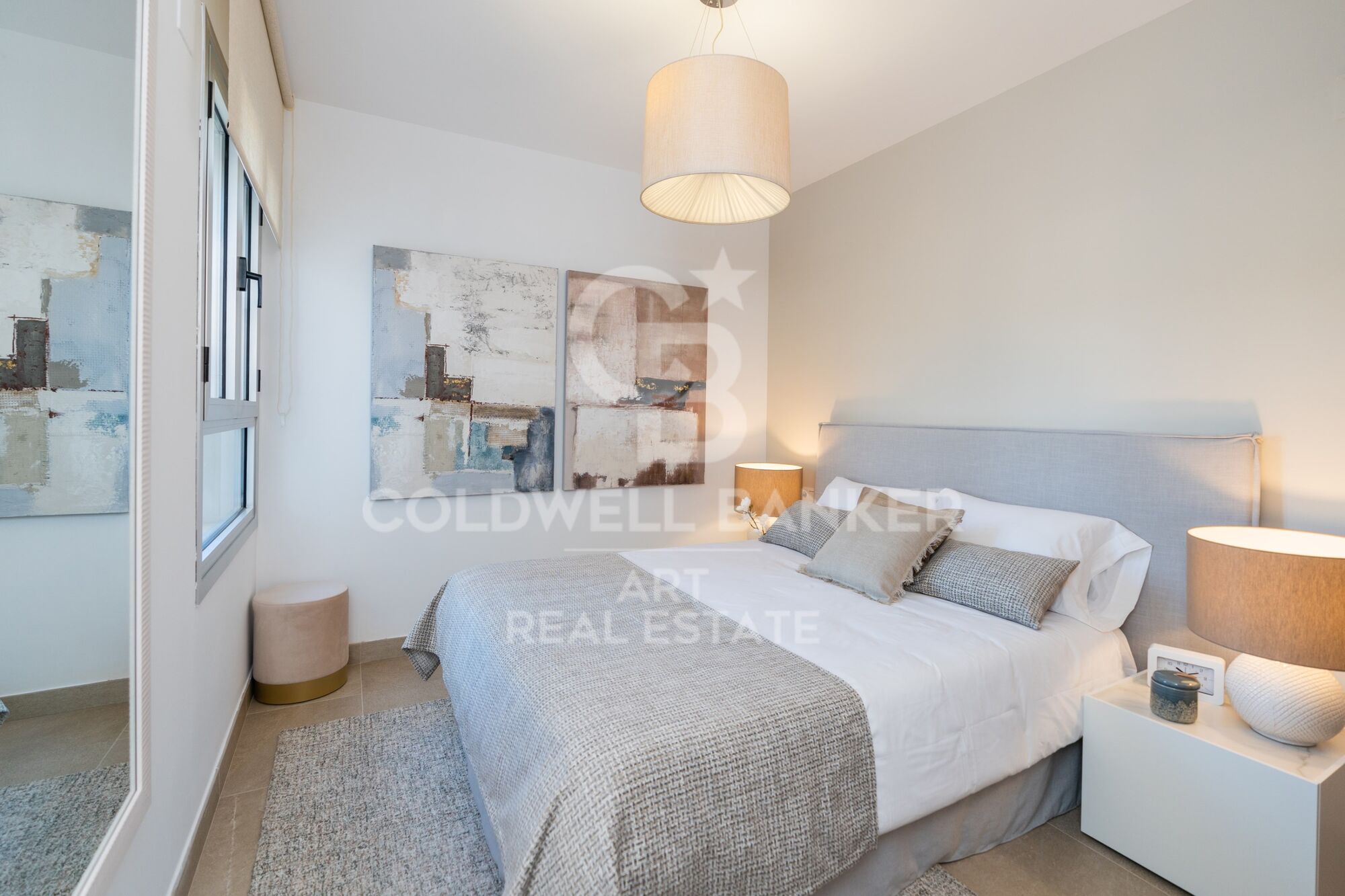 Luxury apartments next to the golf course in Estepona