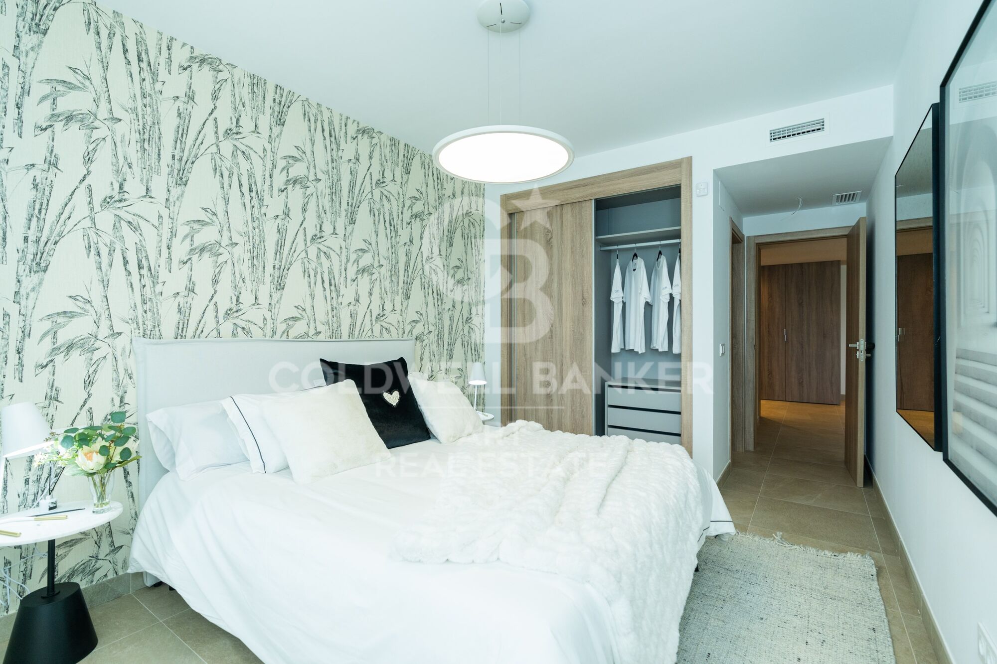 Appartements de luxe à proximité du terrain de golf à Estepona