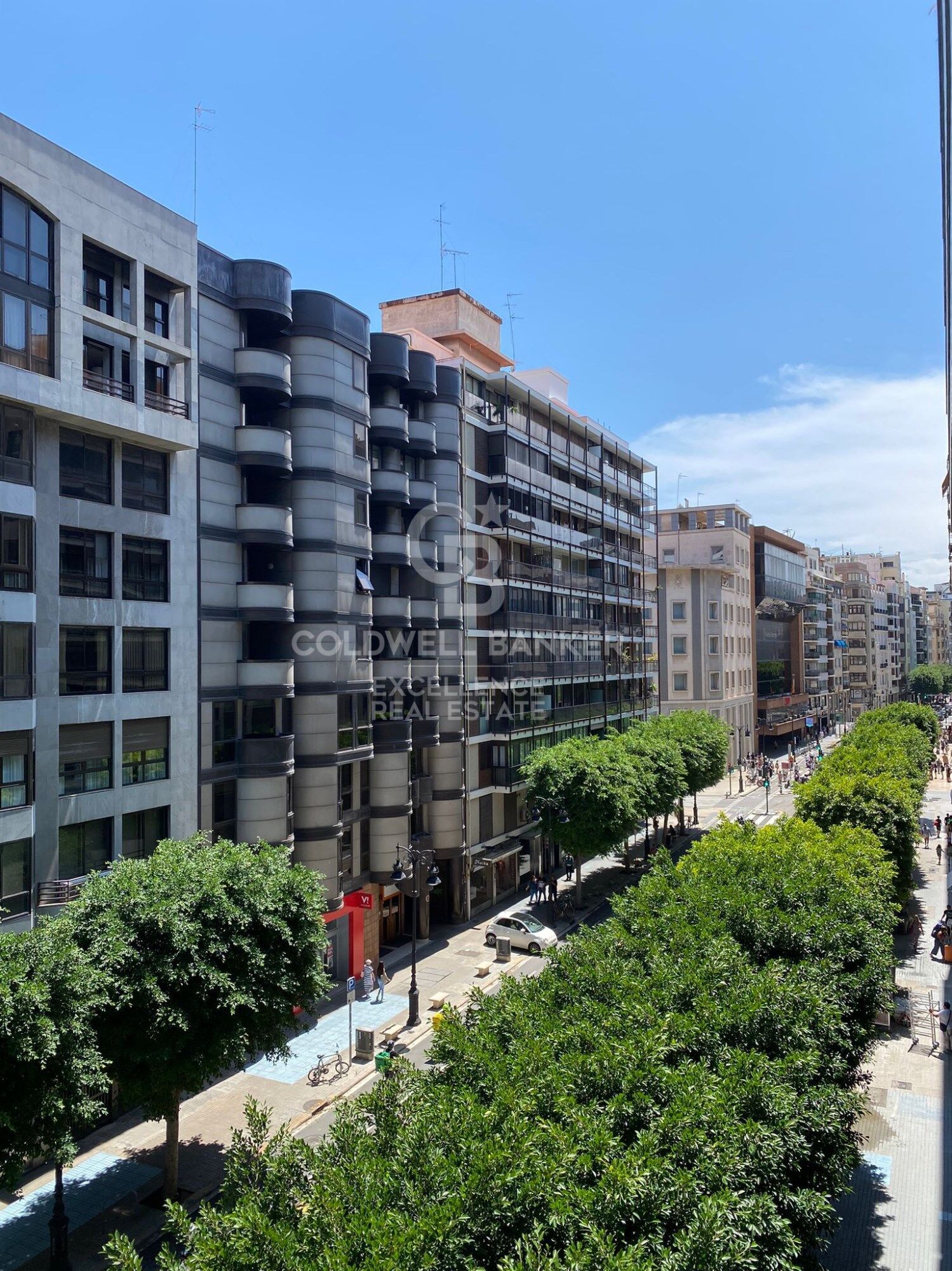 Herrschaftliche Wohnung zu verkaufen in prestigeträchtiger Lage