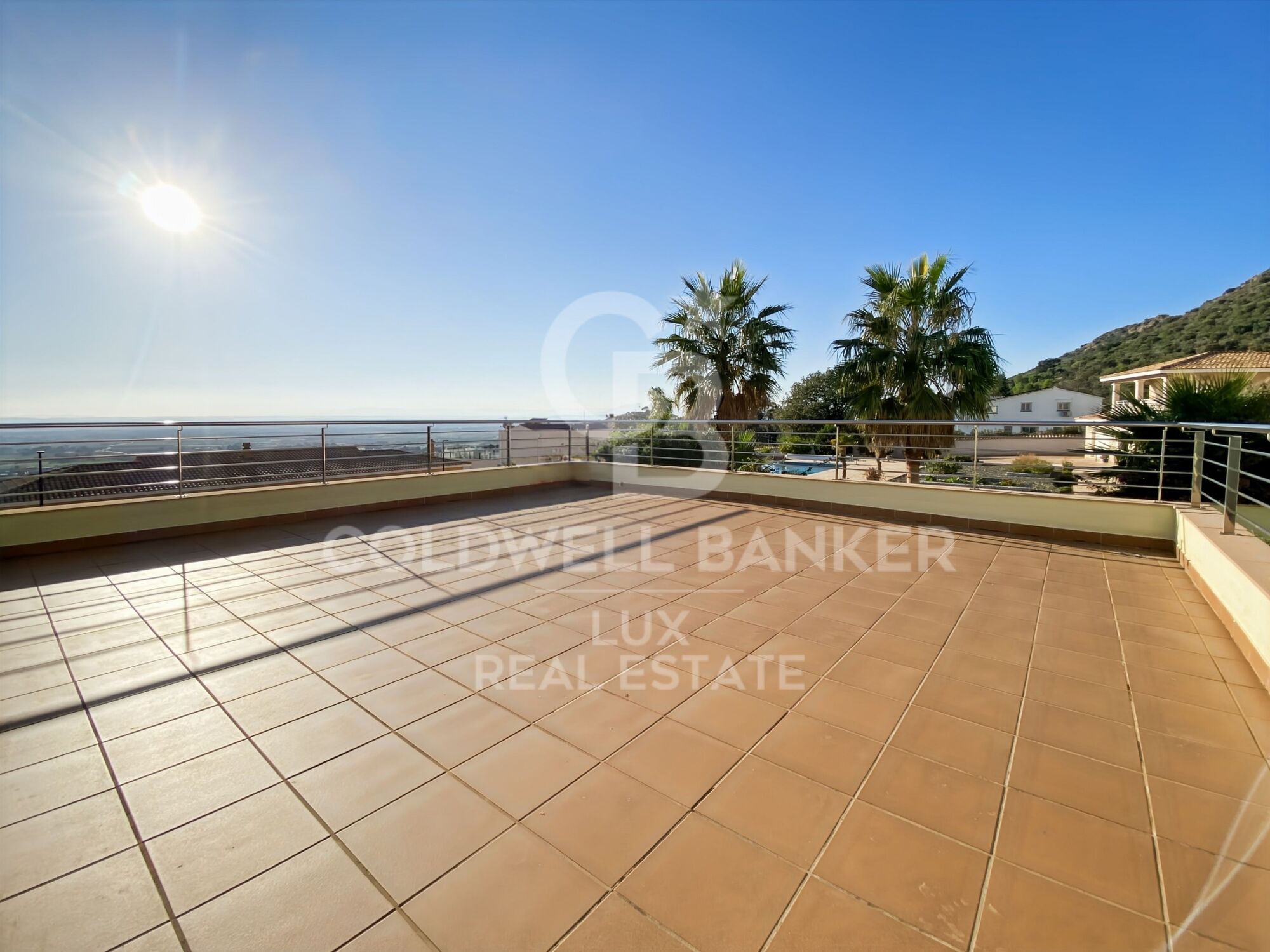 Luxury villa with pool and garden in Els Olivars, Pau