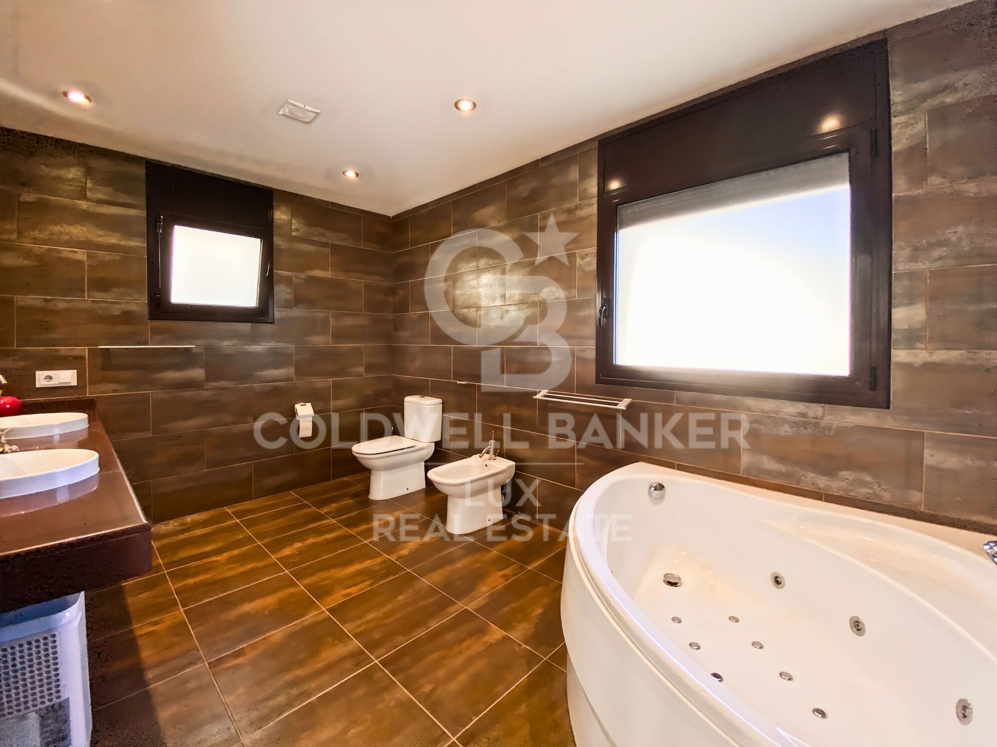 Villa de luxe avec piscine et jardin à Els Olivars, Pau