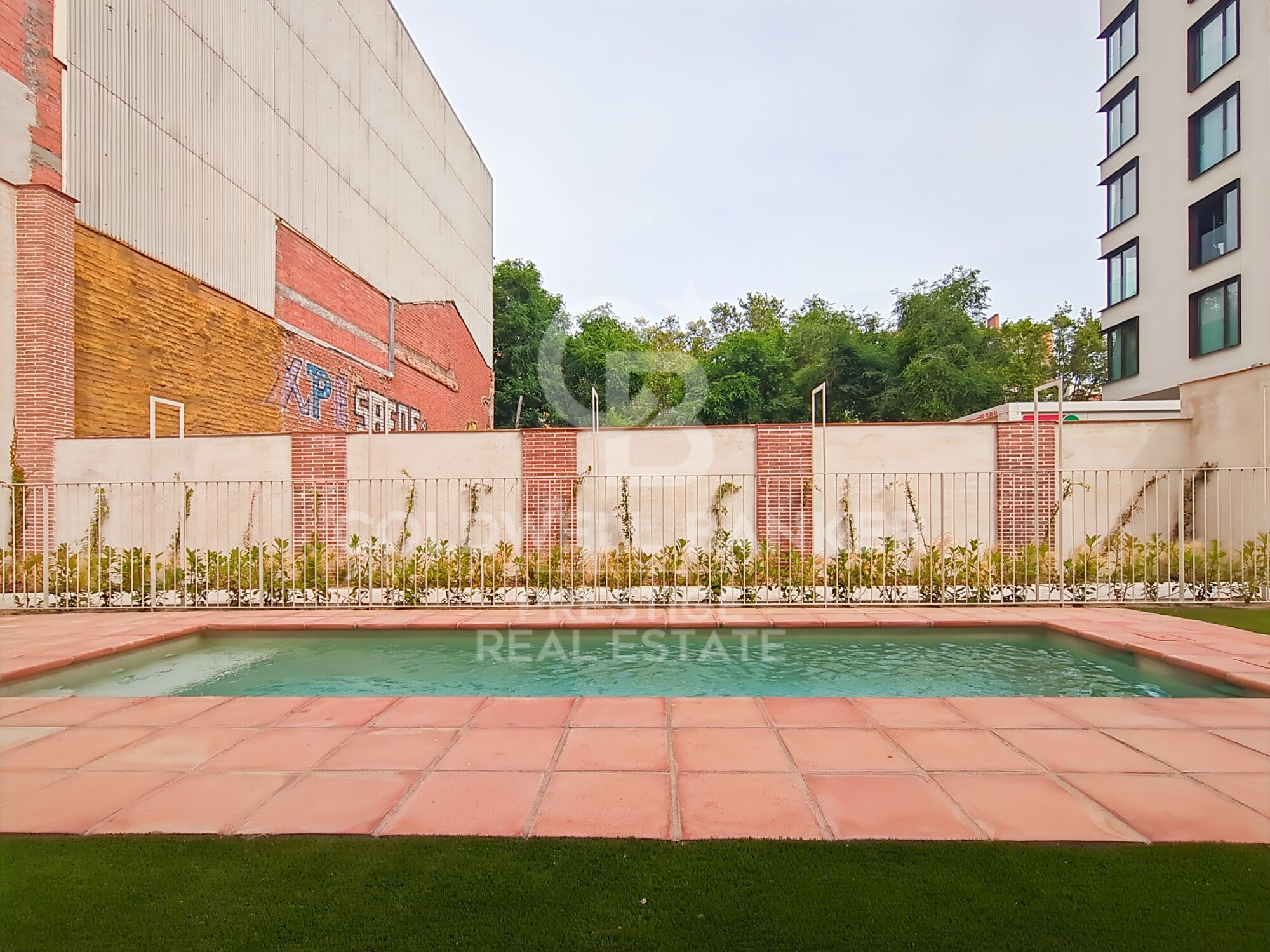 Tríplex de obra nueva de 2 dormitorios con terraza en Poblenou