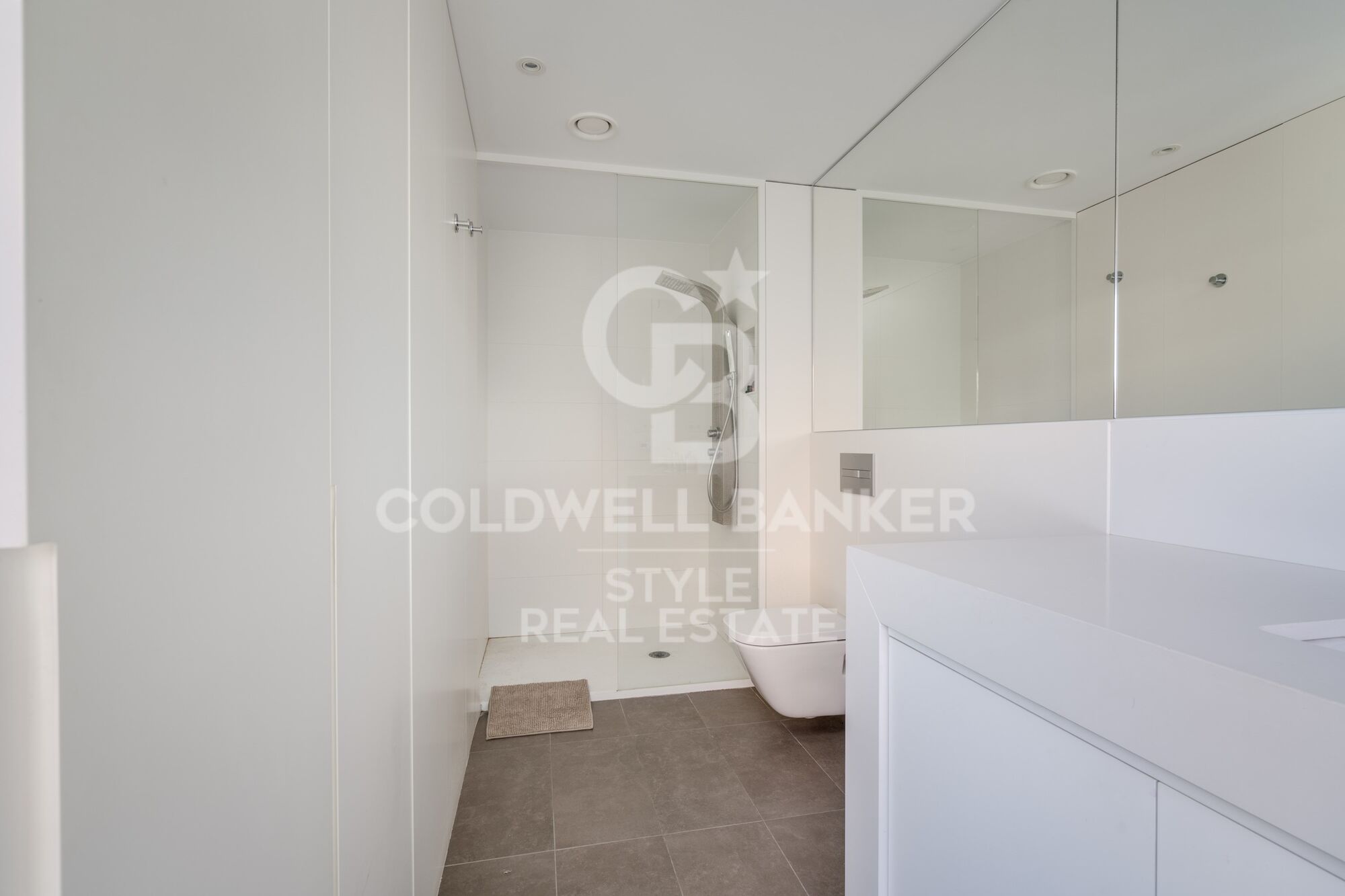 Beautiful chalet in Verge de Montserrat