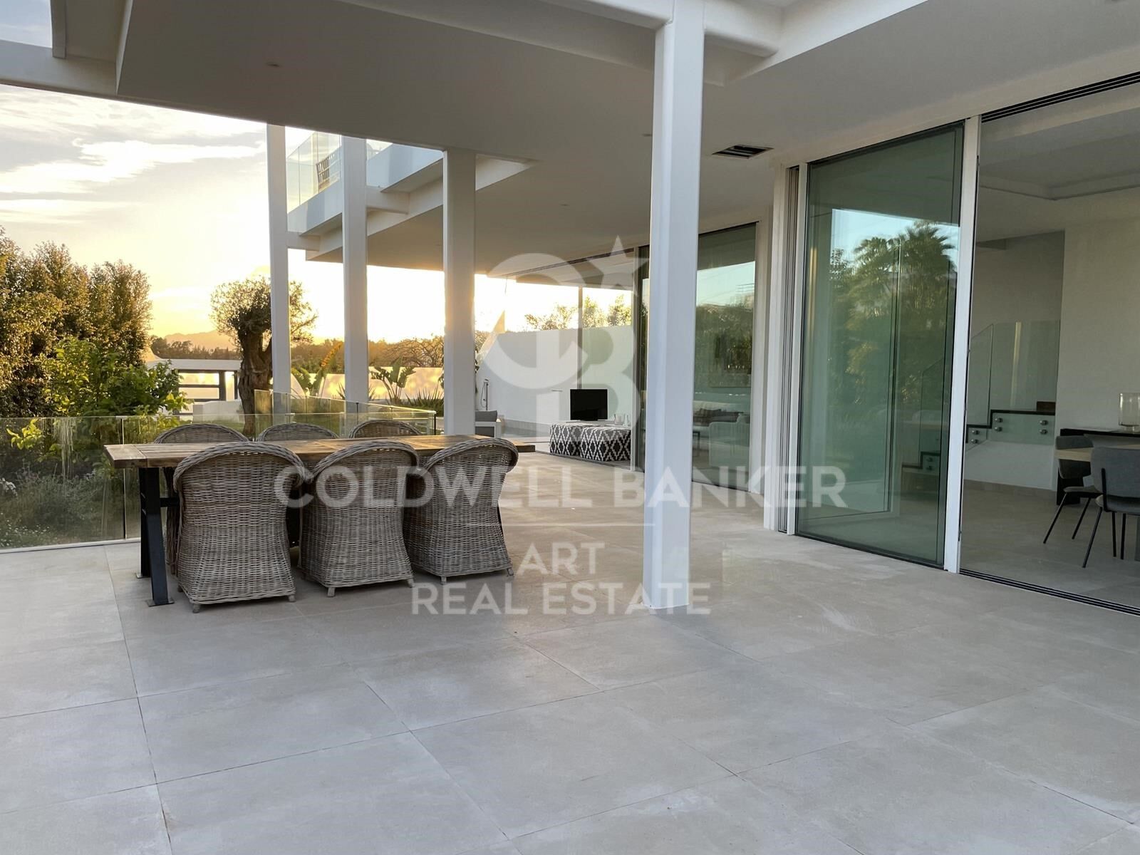 Preciosa villa con vistas panorámicas al mar en Marbella