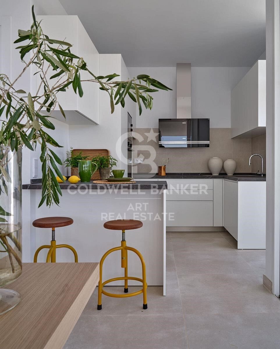 Belle villa avec vue panoramique sur la mer à Marbella