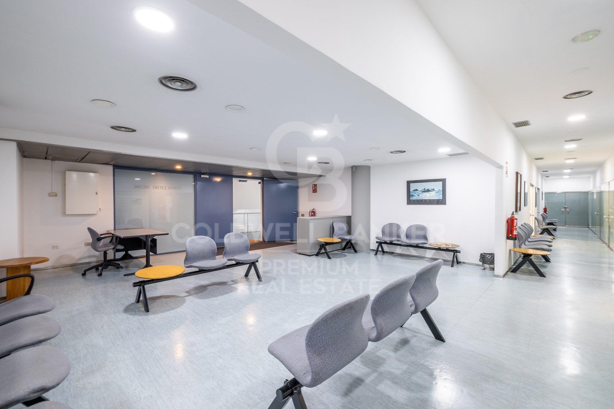 Despacho en la exclusiva Avenida Torreblanca: Elegancia, funcionalidad y comodidad