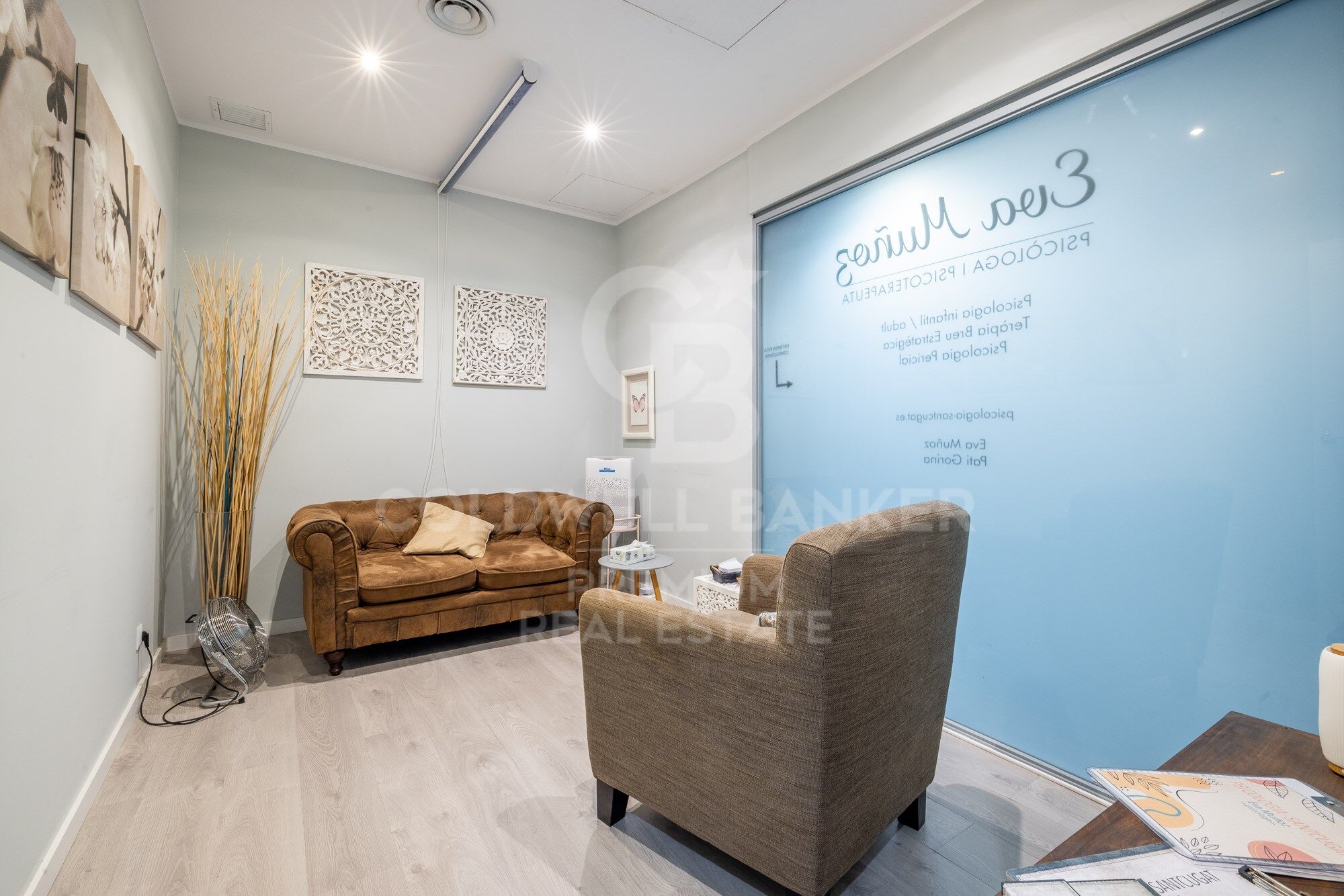 Despacho en la exclusiva Avenida Torreblanca: Elegancia, funcionalidad y comodidad