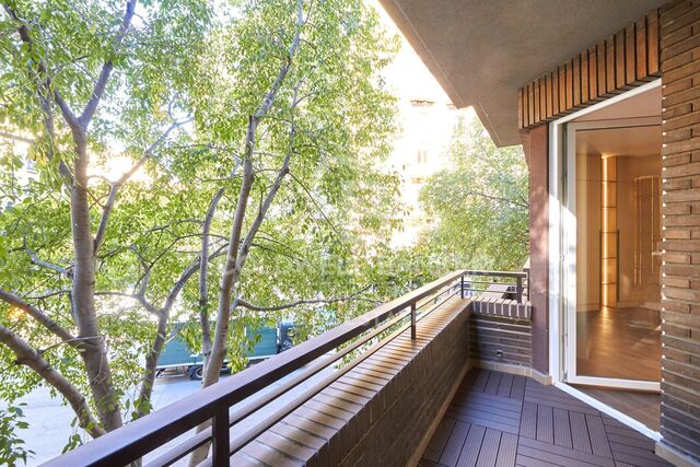 Spectacular Brand-New Apartment on Calle Bruc